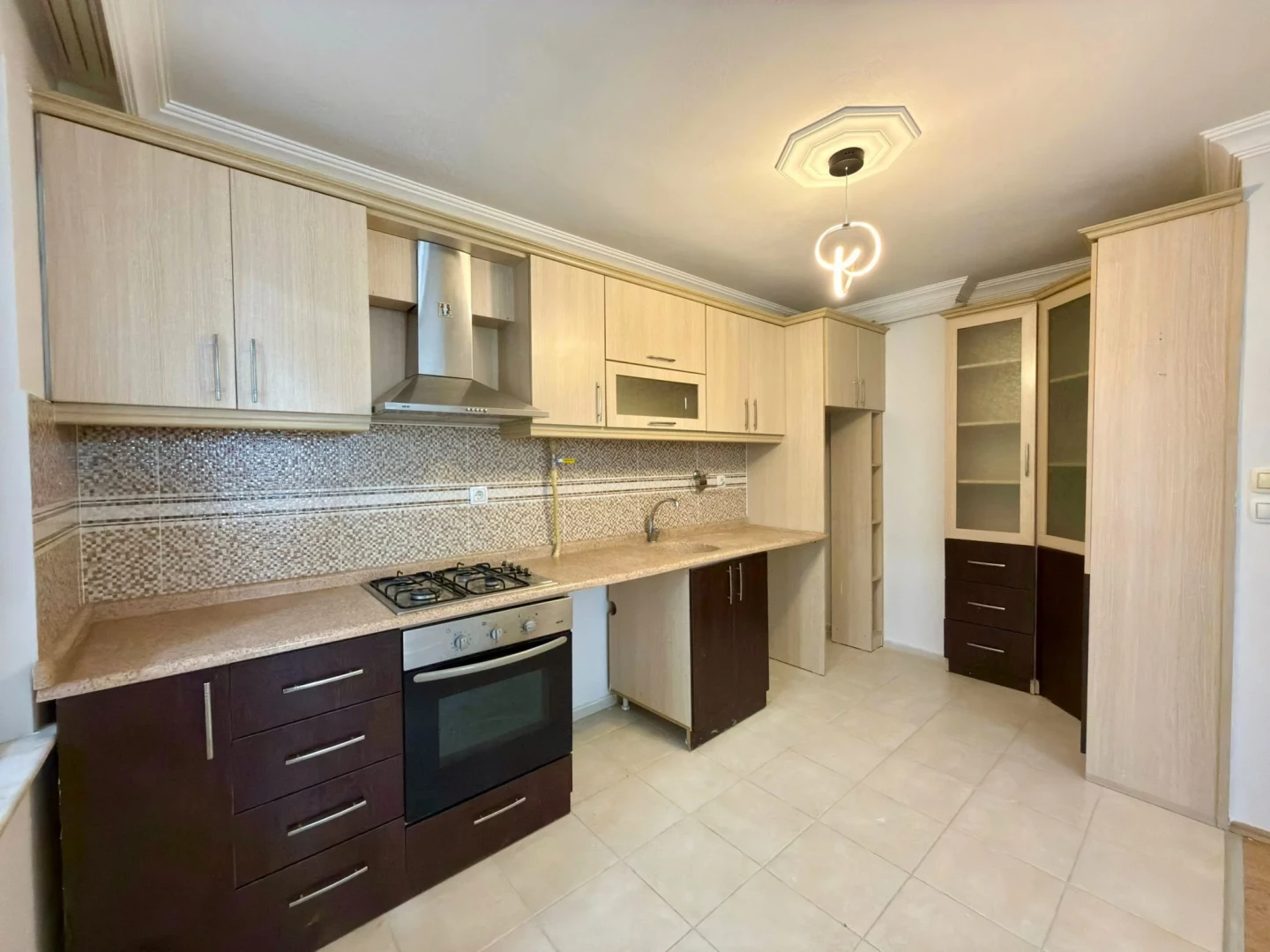 YÜKSELDEN ALTINKUMDA DOĞALGAZLI DENİZE 350 M SATILIK 2+1 DAİRE