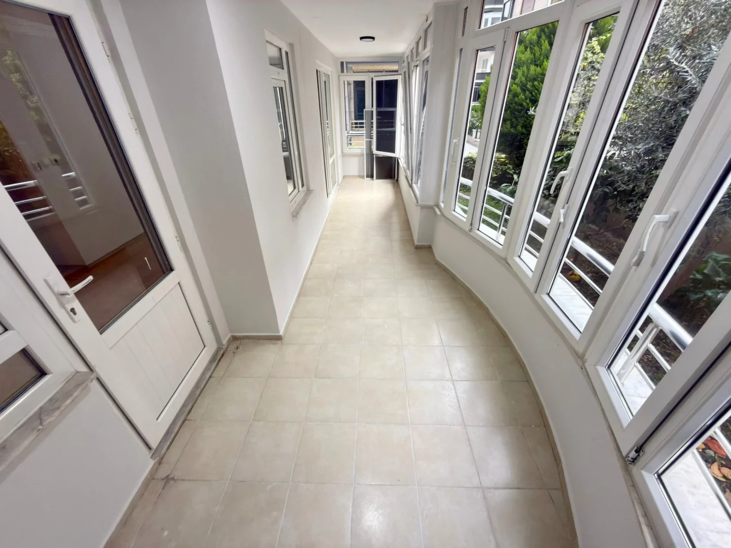YÜKSELDEN ALTINKUMDA DOĞALGAZLI DENİZE 350 M SATILIK 2+1 DAİRE