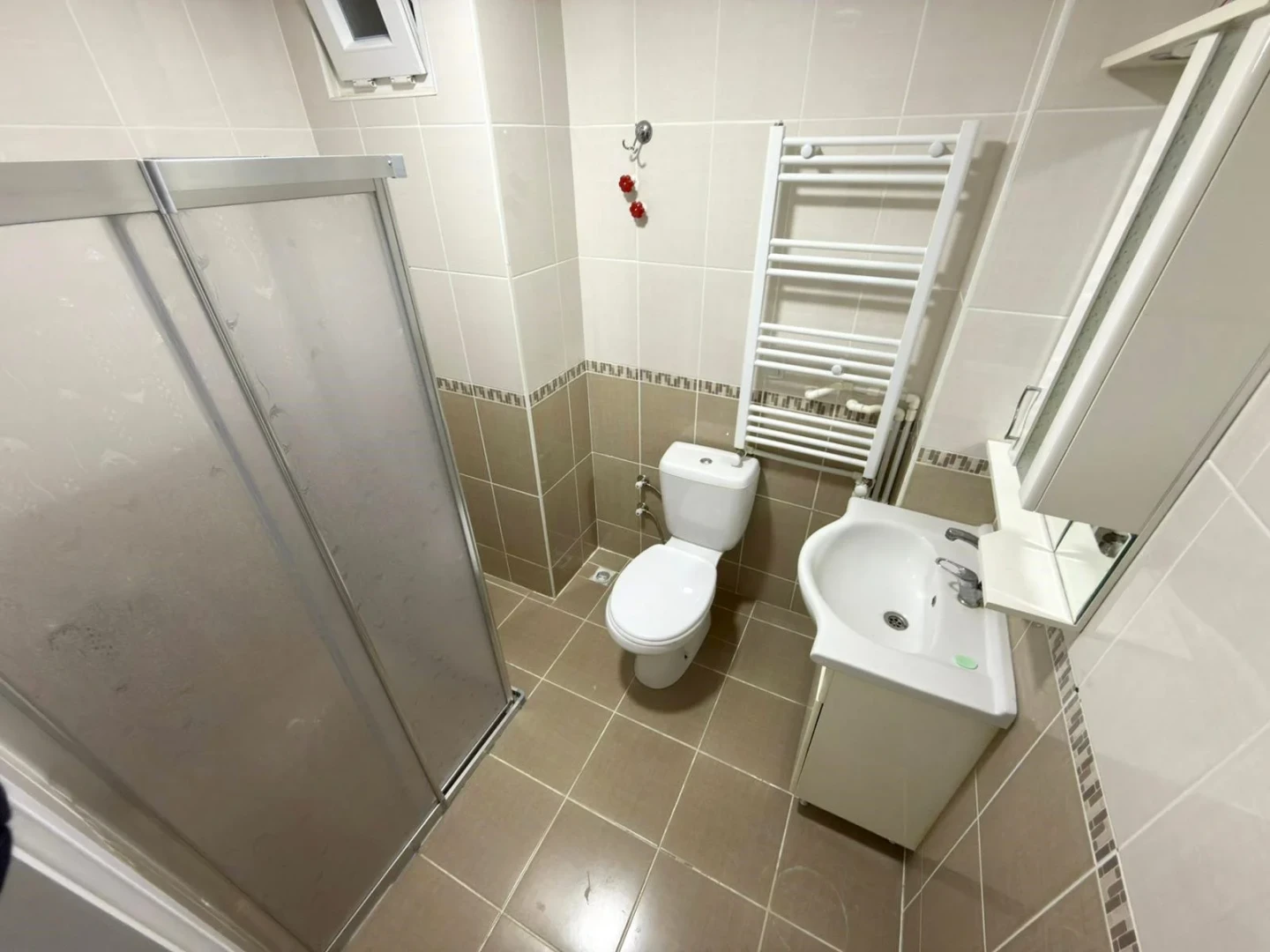 YÜKSELDEN ALTINKUMDA DOĞALGAZLI DENİZE 350 M SATILIK 2+1 DAİRE