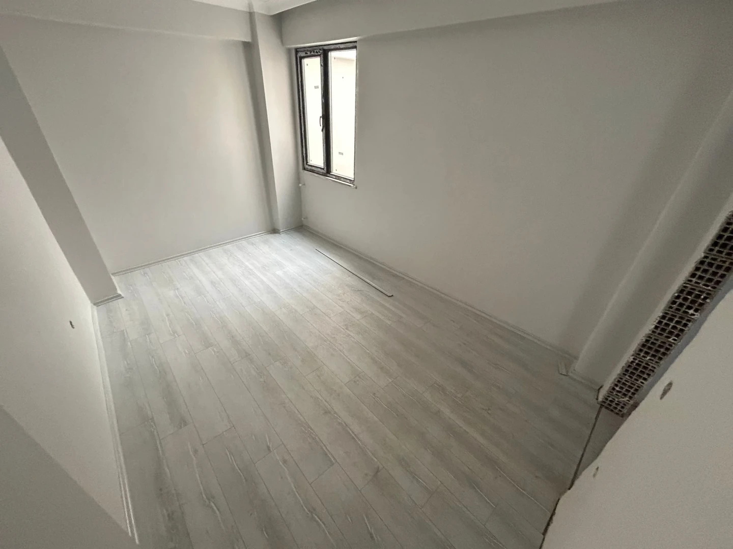 *YÜKSEL'DEN TUZCUMURAT'TA AYRI MUTFAK DOGALGAZLI 3+1 SIFIR DAİRE