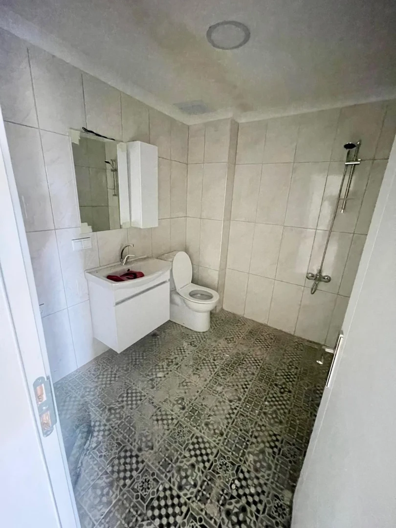 YÜKSEL'DEN EDREMİT MERKEZ'DE ÖN CEPHE ARAKAT 1+1 DAİRE
