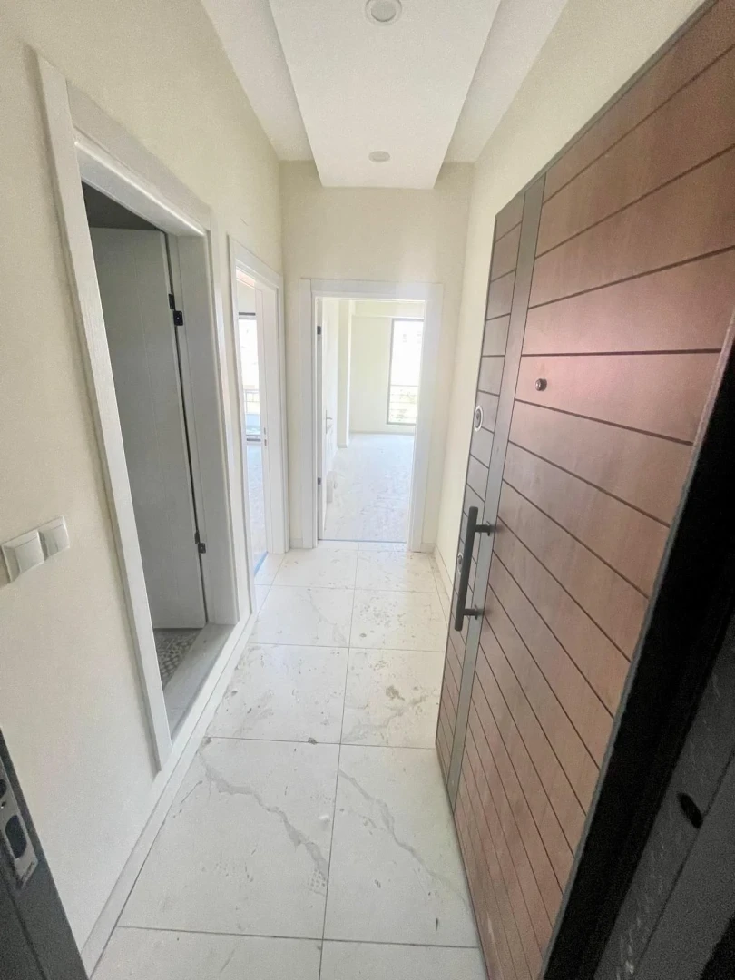 YÜKSEL'DEN EDREMİT MERKEZ'DE ÖN CEPHE ARAKAT 1+1 DAİRE