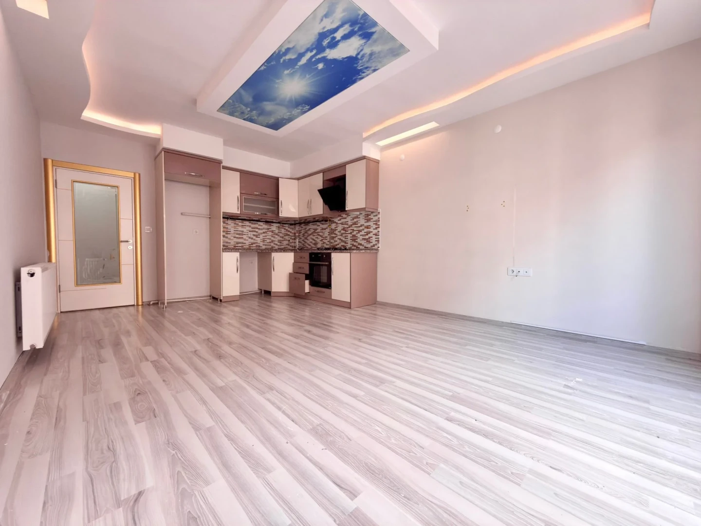 YÜKSELDEN ALTINKUMDA DOĞALGAZLI SIFIR AYARINDA ARAKAT 2+1 DAİRE