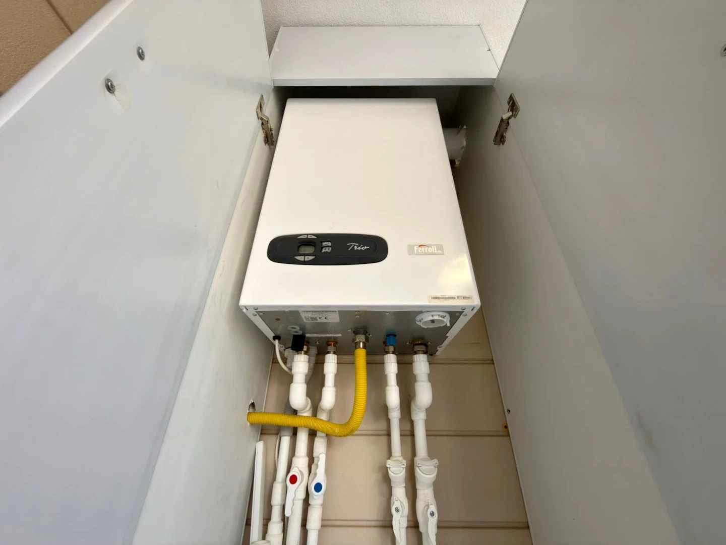 YÜKSELDEN ALTINKUMDA DOĞALGAZLI SIFIR AYARINDA ARAKAT 2+1 DAİRE