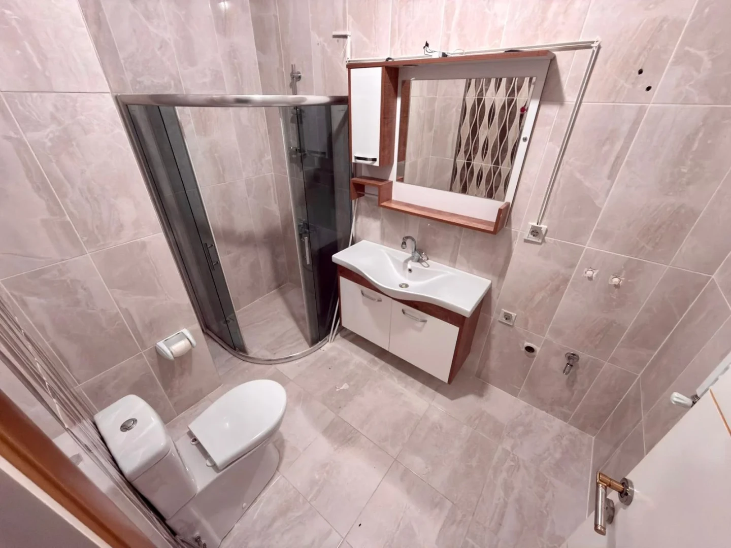 YÜKSELDEN ALTINKUMDA DOĞALGAZLI SIFIR AYARINDA ARAKAT 2+1 DAİRE