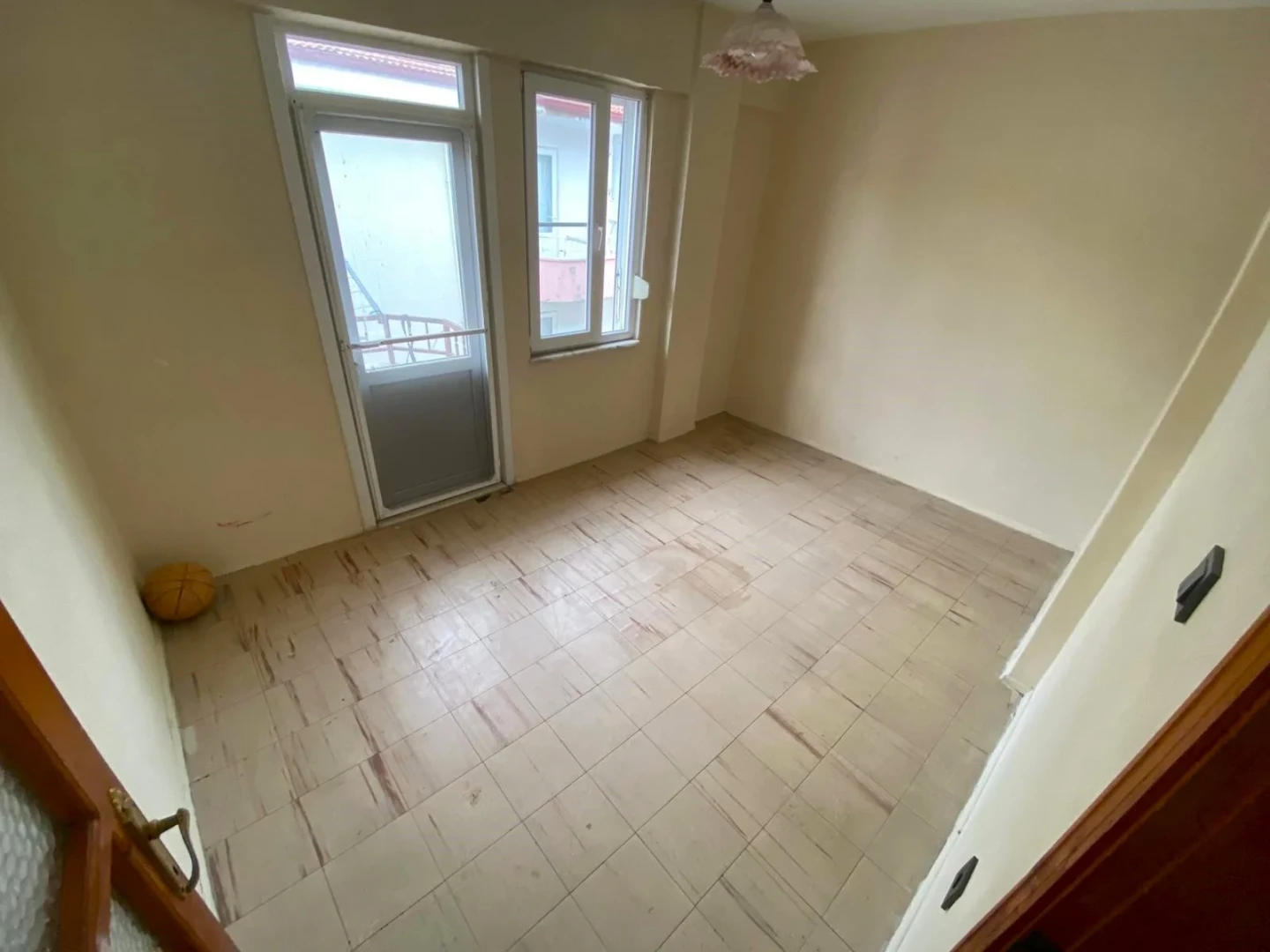 YÜKSELDEN SATILIK İKİZÇAYDA ÖNCEPHE KUPON FİYATA FIRSAT 2+1DAİRE