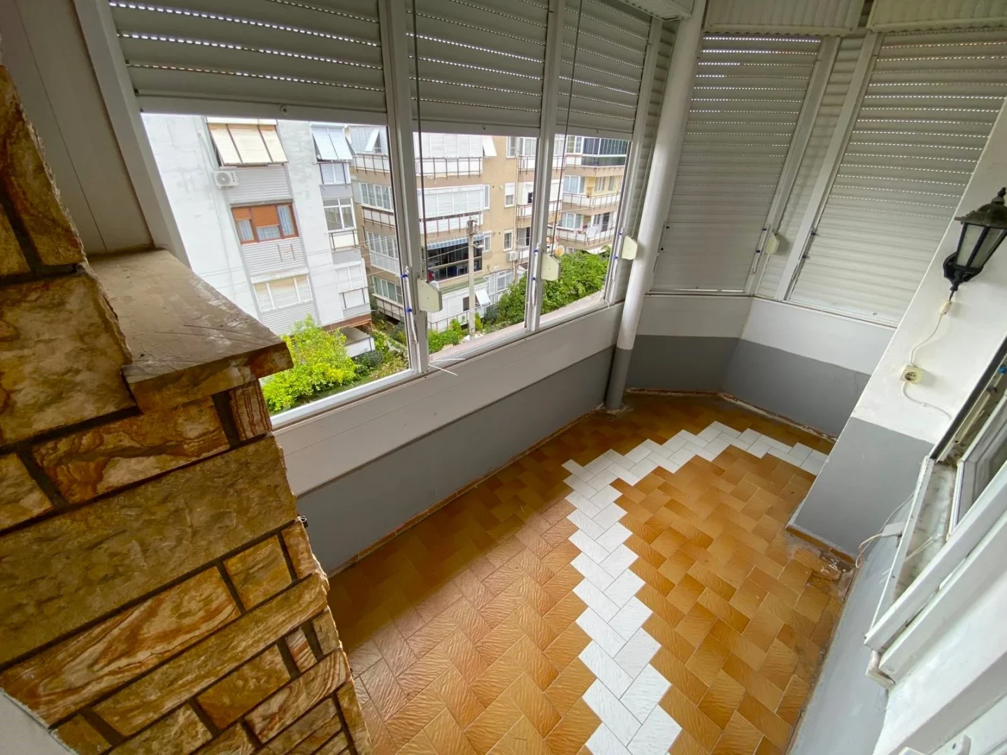 YÜKSELDEN SATILIK İKİZÇAYDA ÖNCEPHE KUPON FİYATA FIRSAT 2+1DAİRE