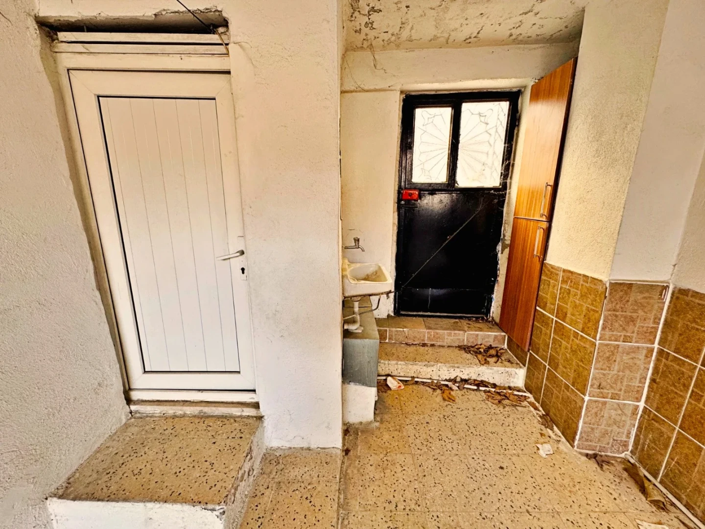 彡YÜKSEL'DEN EDREMİT'TE GENİŞ KULLANIŞLI BAHÇELİ 3+1 MÜSTAKİL EV彡