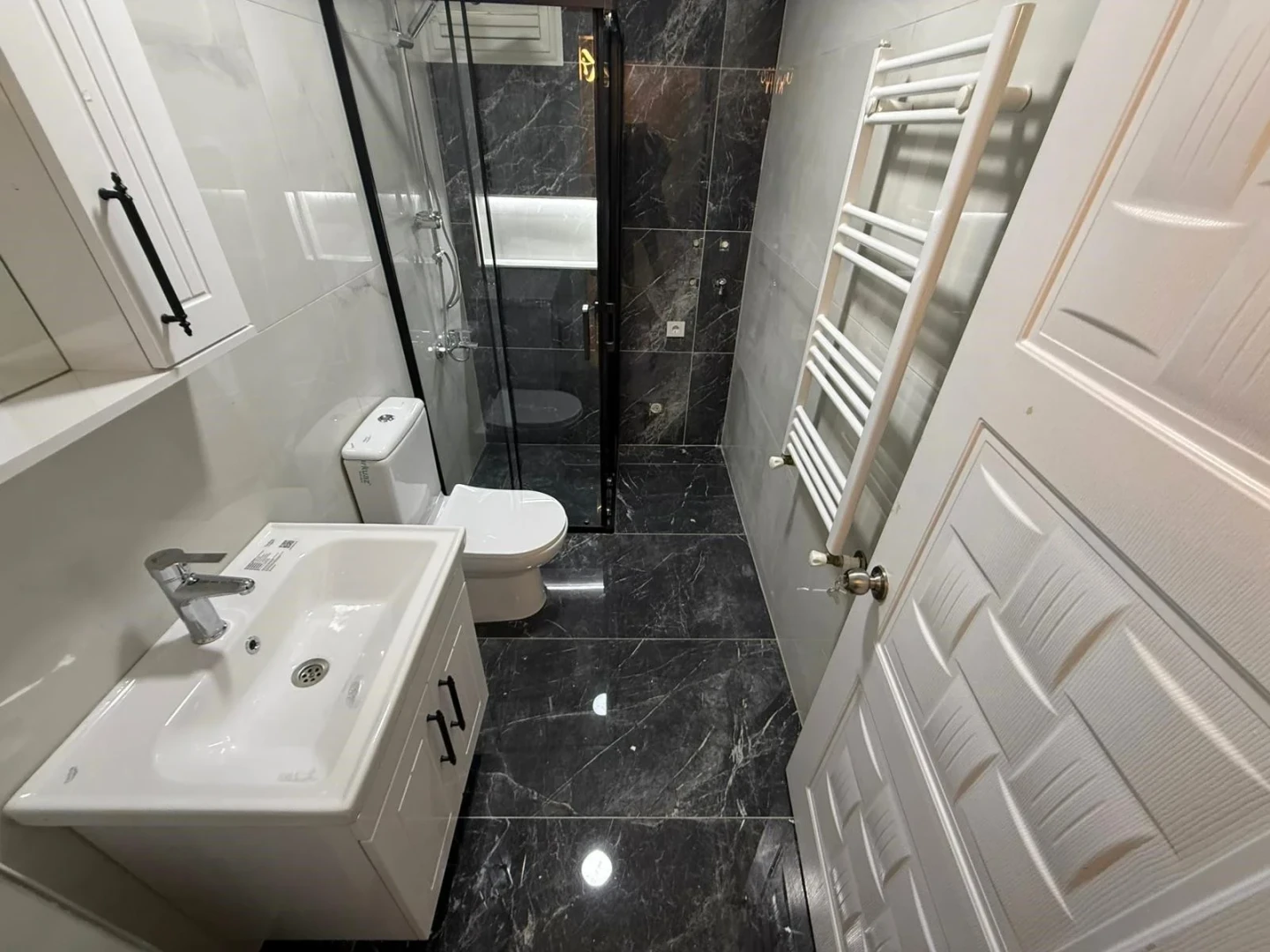 YÜKSEL'DEN ALTINKUM'DA DENİZE YÜRÜME MESAFESİNDE LUX 2+1 DAİRE