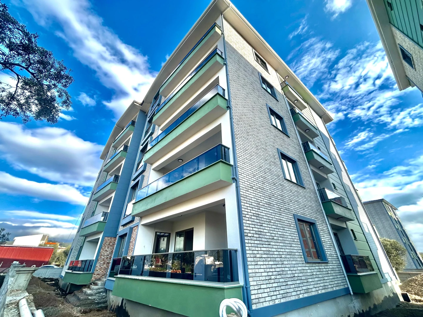YÜKSEL'DEN KADIKÖY'DE OTOPARKLI SIFIR LÜKS 2+1 SATILIK DAİRE