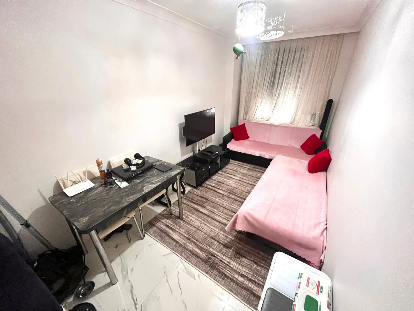 YÜKSEL'DEN EDREMİT'TE CAM BALKONLU ARAKAT MASRAFSIZ 2+1 DAİRE