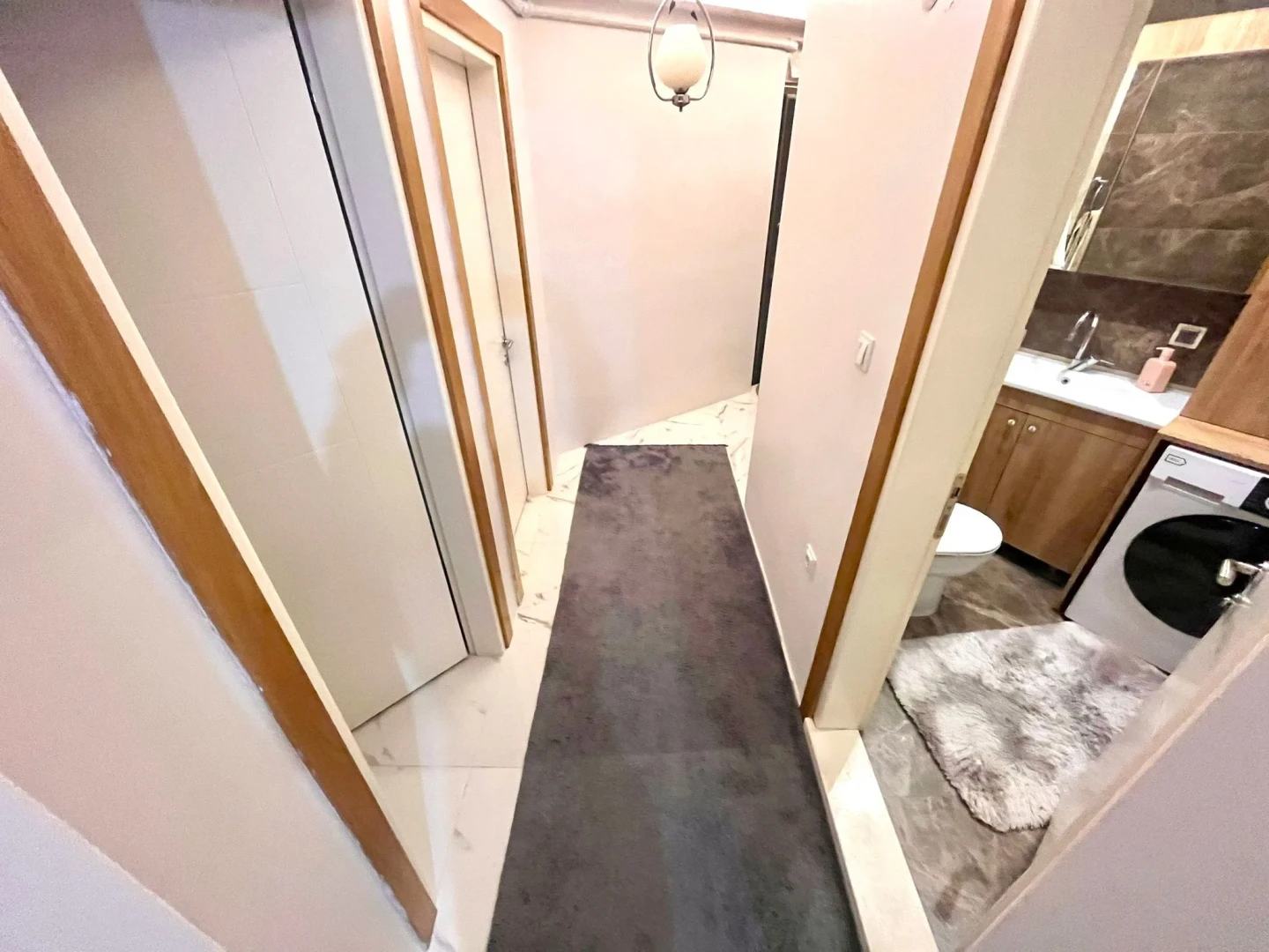 YÜKSEL'DEN EDREMİT'TE CAM BALKONLU ARAKAT MASRAFSIZ 2+1 DAİRE