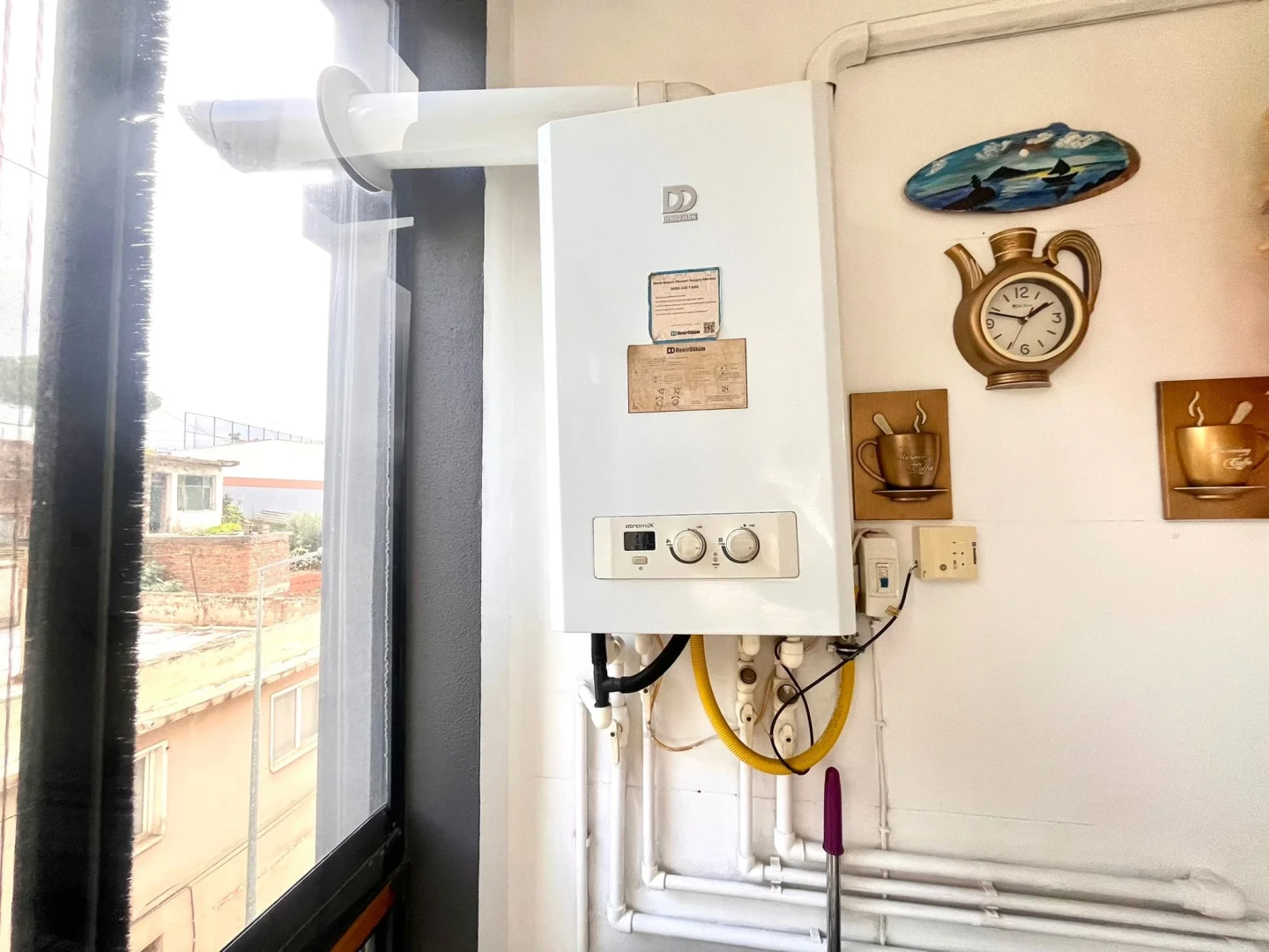 YÜKSEL'DEN EDREMİT'TE CAM BALKONLU ARAKAT MASRAFSIZ 2+1 DAİRE