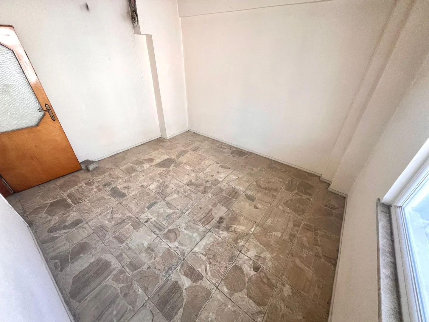 YÜKSELDEN EDREMİT MERKEZDE 2+1 AYRI MUTFAK KELEPİR DAİRE