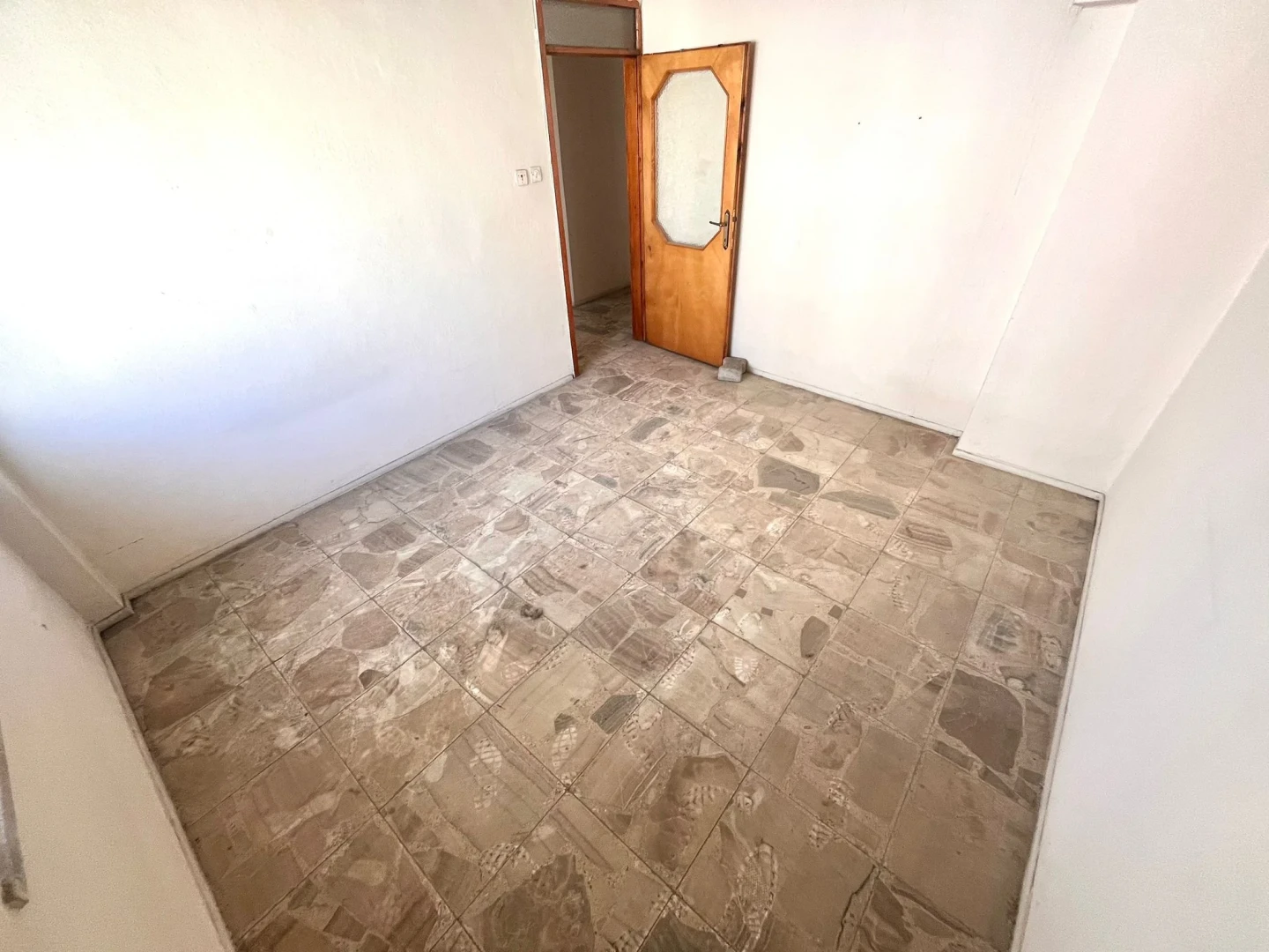 YÜKSELDEN EDREMİT MERKEZDE 2+1 AYRI MUTFAK KELEPİR DAİRE