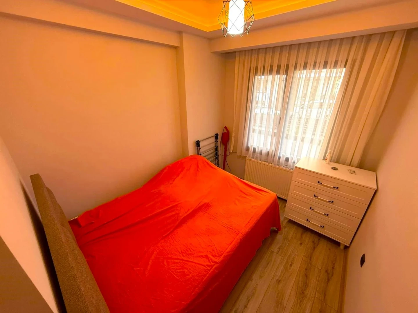 YÜKSEL'DEN ALTINKUM'DA ÖN CEPHE KAPALI CAM BALKONLU LUX 1+1DAİRE