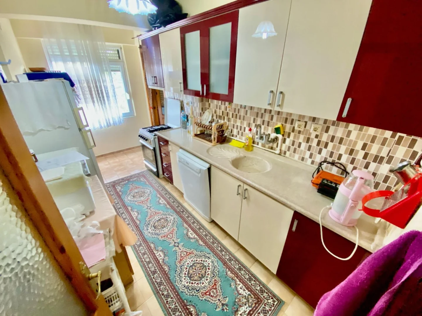 YÜKSEL'DEN ALTINKUMDA ÇAY MANZARALI ARAKAT DENİZE 250m 2+1 DAİRE