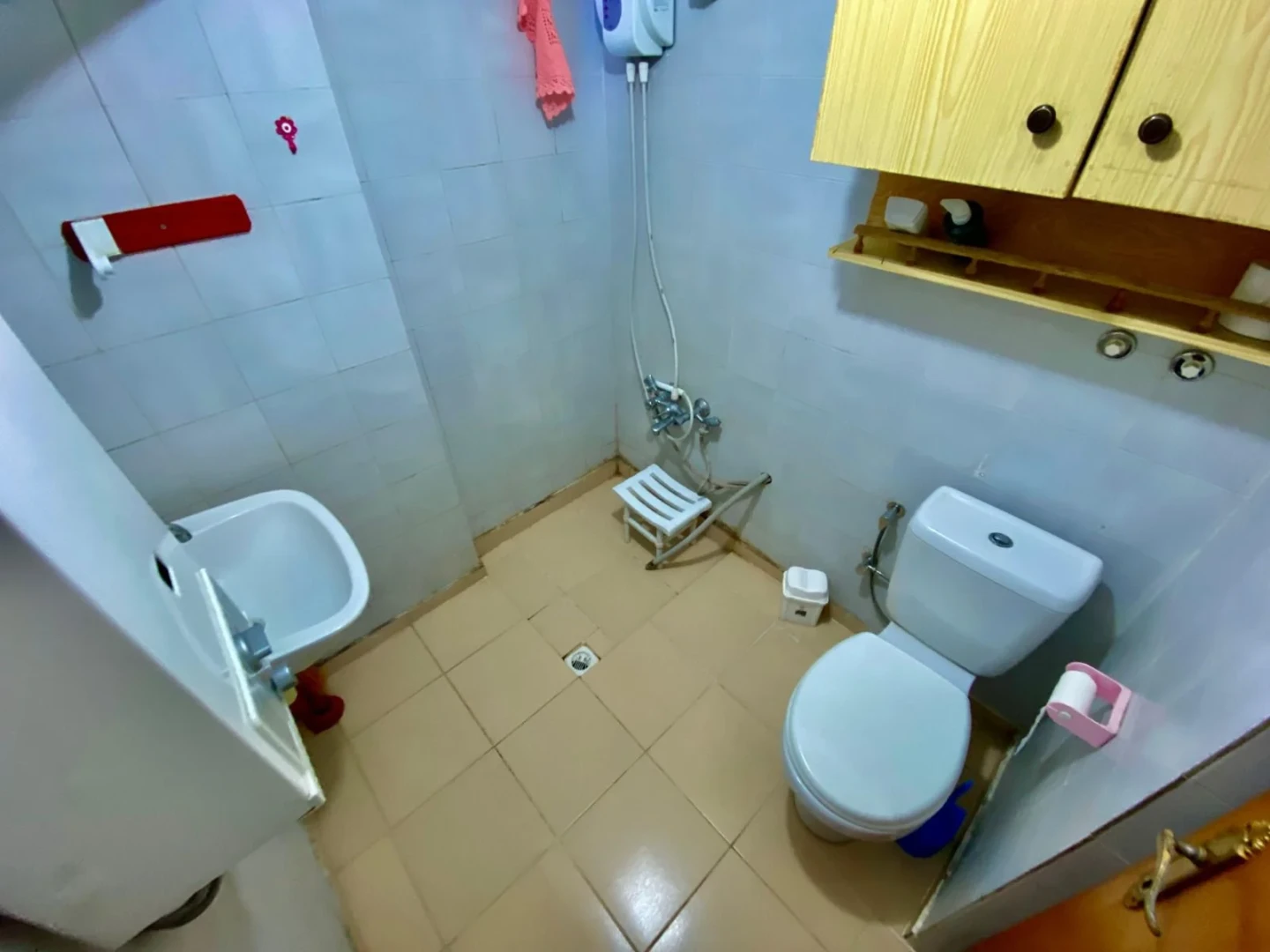 YÜKSEL'DEN ALTINKUMDA ÇAY MANZARALI ARAKAT DENİZE 250m 2+1 DAİRE