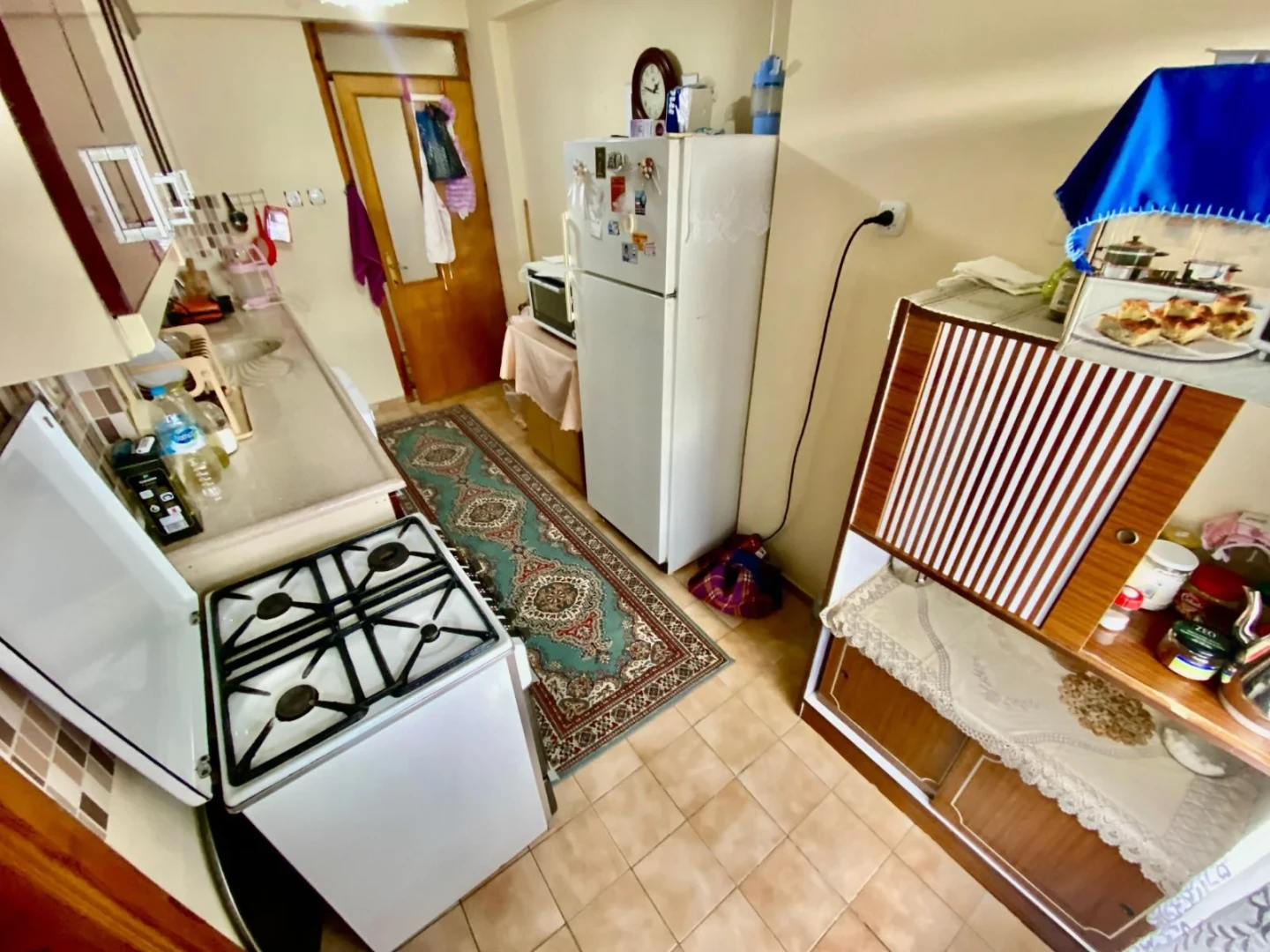 YÜKSEL'DEN ALTINKUMDA ÇAY MANZARALI ARAKAT DENİZE 250m 2+1 DAİRE