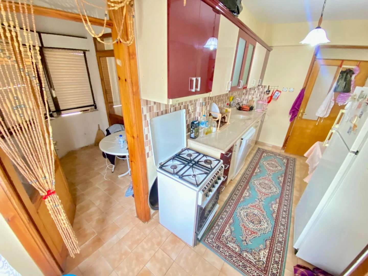 YÜKSEL'DEN ALTINKUMDA ÇAY MANZARALI ARAKAT DENİZE 250m 2+1 DAİRE