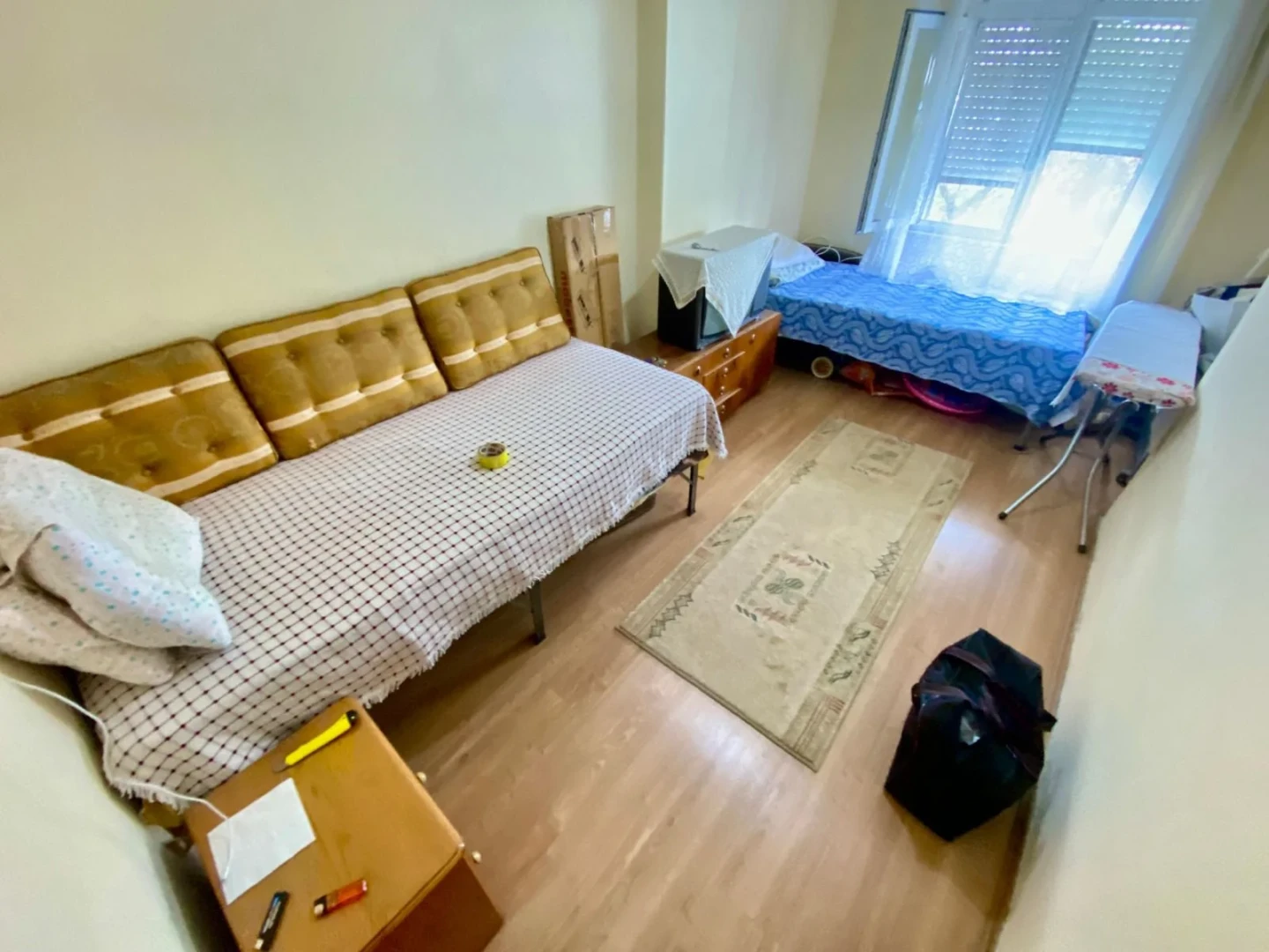 YÜKSEL'DEN ALTINKUMDA ÇAY MANZARALI ARAKAT DENİZE 250m 2+1 DAİRE