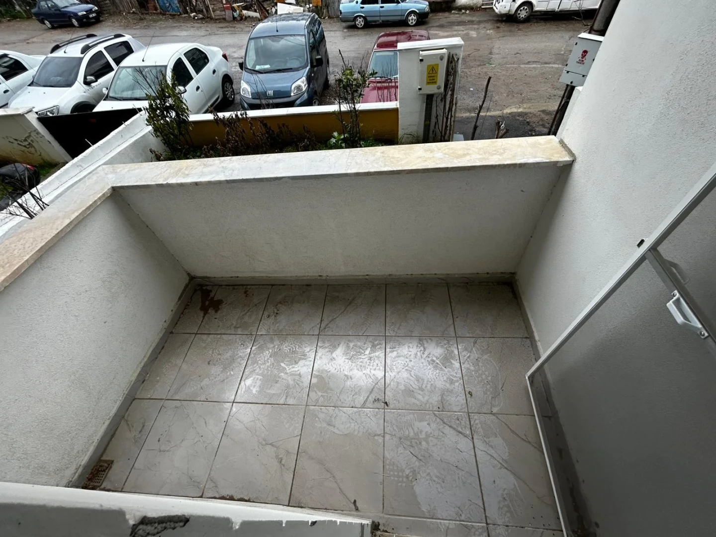 YETKİSİ YÜKSELDEN MÜSTAKİL TADINDA DOĞALGAZLI ÖN CEPHE 2+1 DAİRE