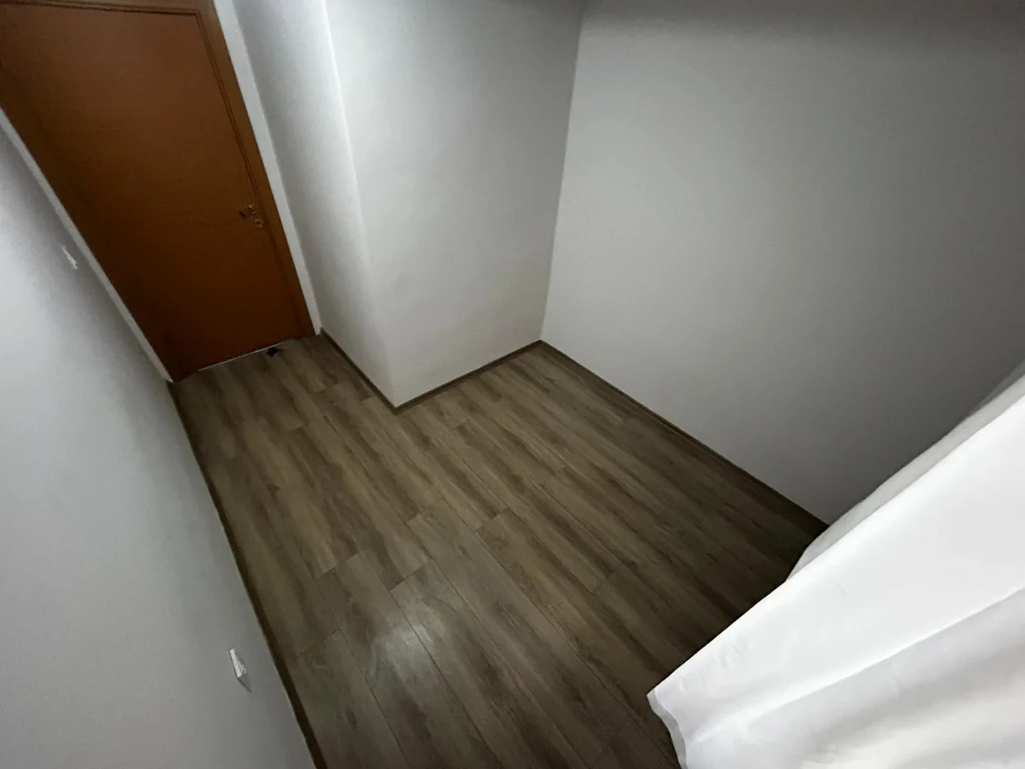 YETKİSİ YÜKSELDEN MÜSTAKİL TADINDA DOĞALGAZLI ÖN CEPHE 2+1 DAİRE