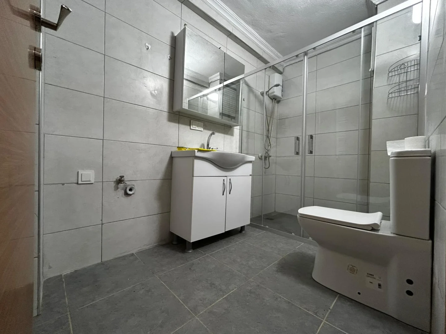 YETKİSİ YÜKSELDEN MÜSTAKİL TADINDA DOĞALGAZLI ÖN CEPHE 2+1 DAİRE