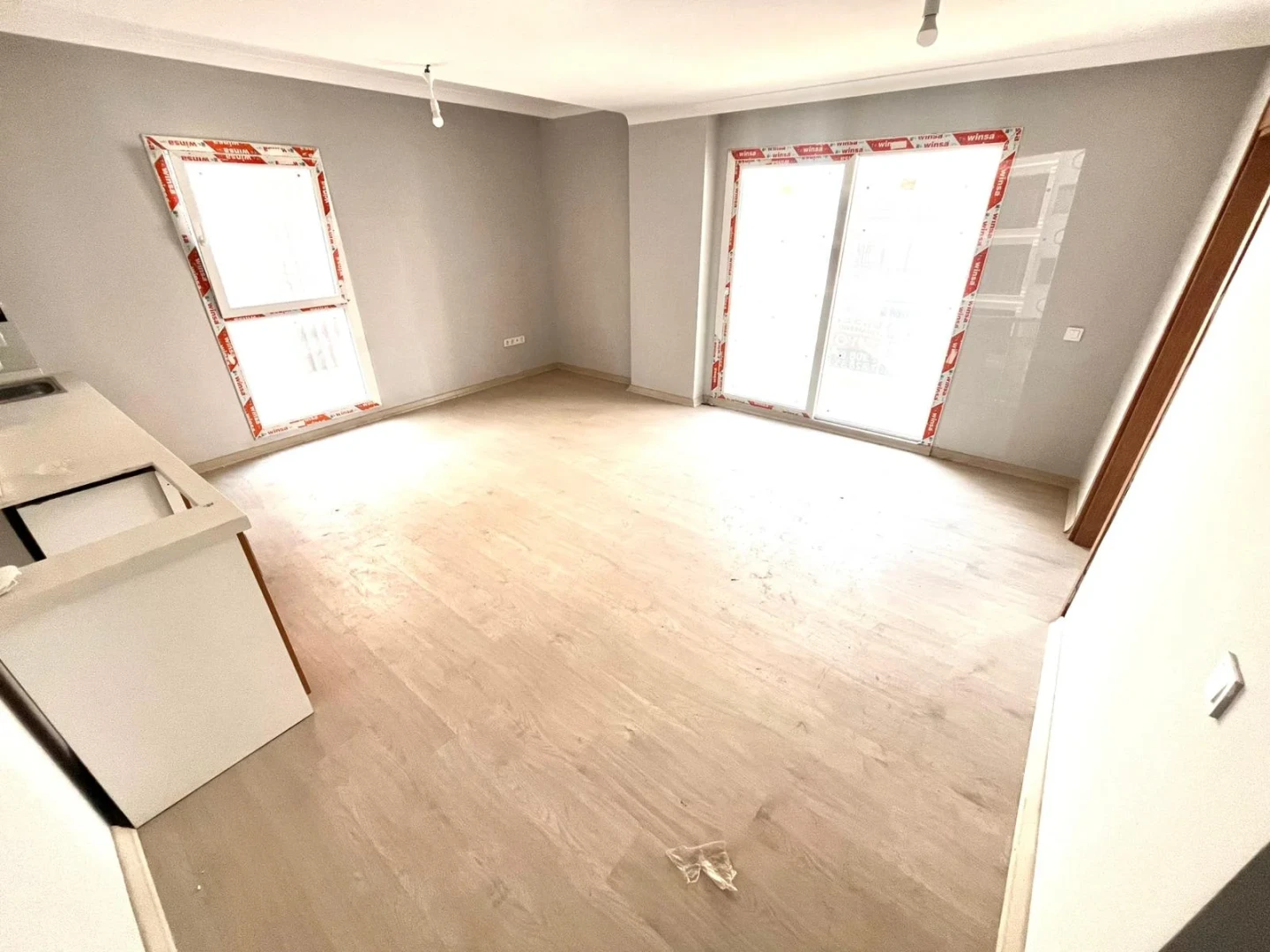 **YÜKSELDEN KADIKÖYDE YÜZME HAVUZLU SİTE İÇİNDE GENİŞ 1+1 DAİRE*