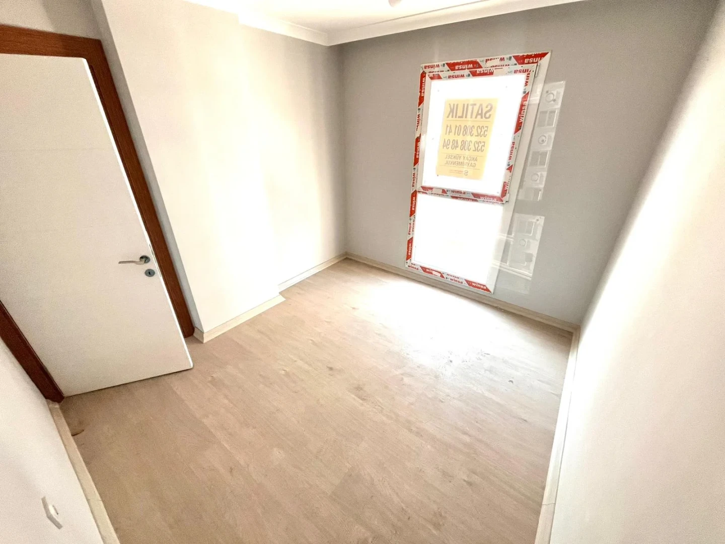 **YÜKSELDEN KADIKÖYDE YÜZME HAVUZLU SİTE İÇİNDE GENİŞ 1+1 DAİRE*