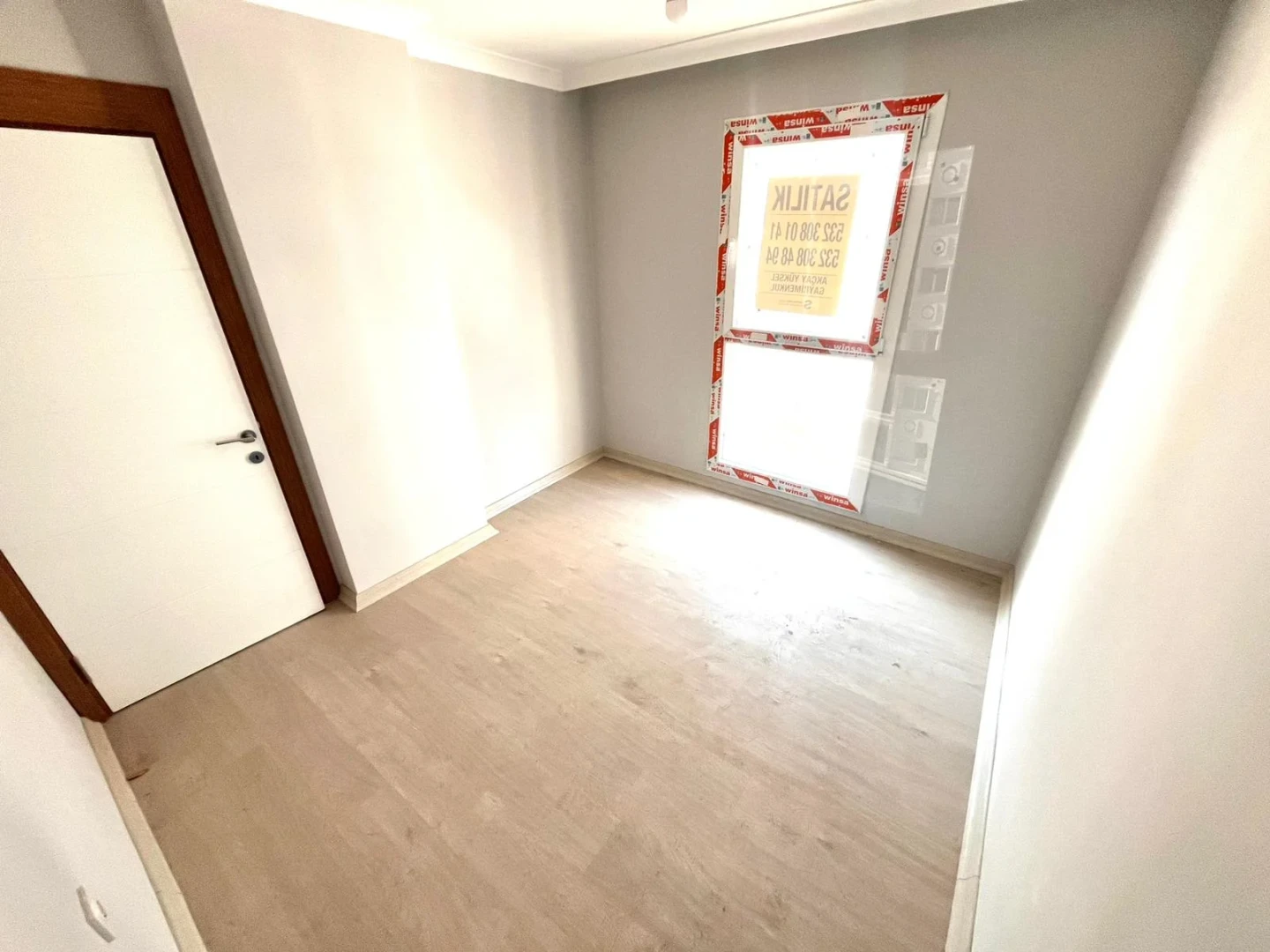 **YÜKSELDEN KADIKÖYDE YÜZME HAVUZLU SİTE İÇİNDE GENİŞ 1+1 DAİRE*