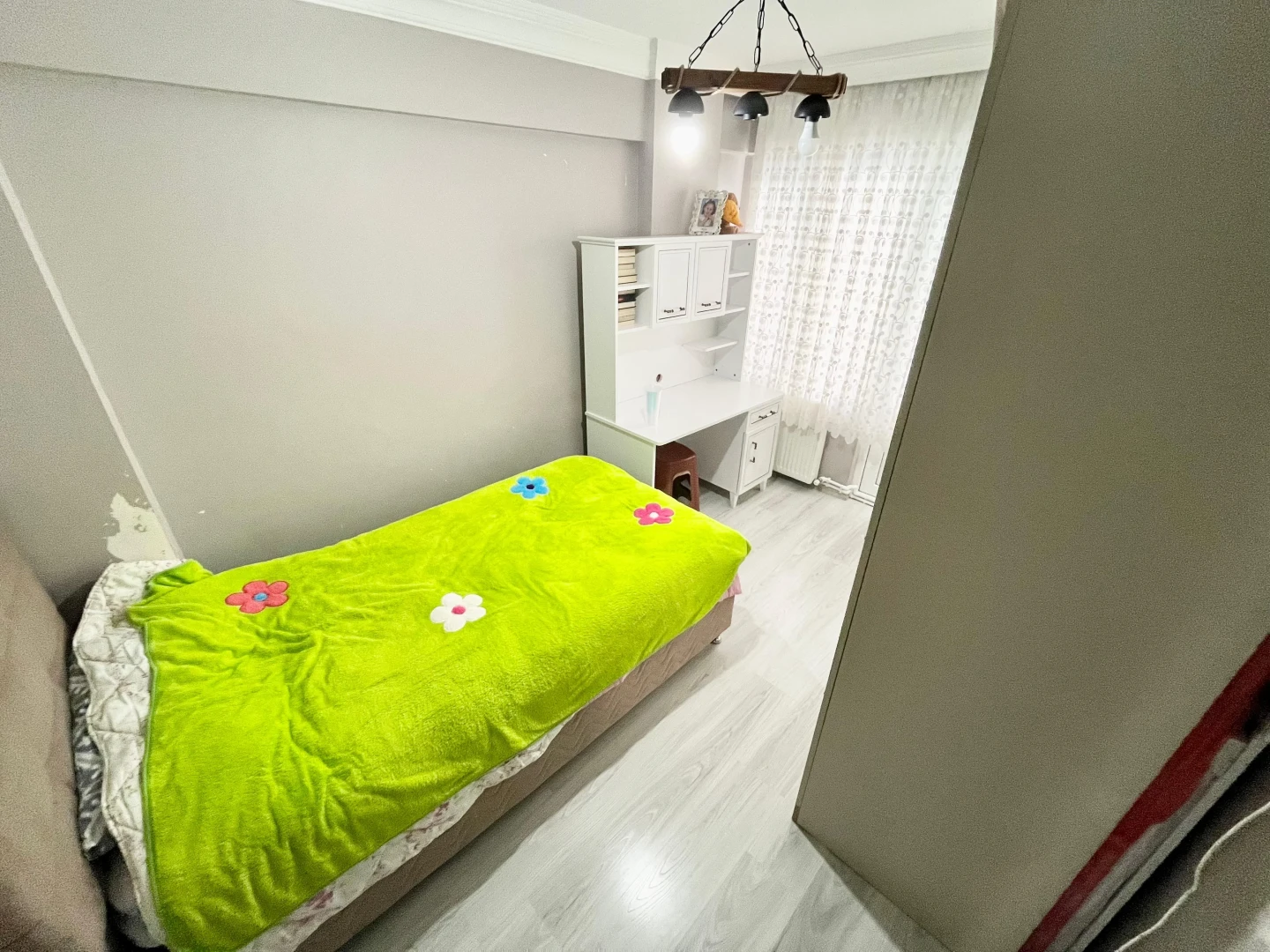YÜKSEL'DEN AKÇAY'DA ÖN CEPHE 3+1 ARAKAT FIRSAT SATILIK DAİRE
