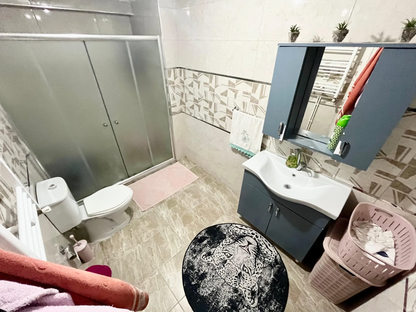 YÜKSEL'DEN AKÇAY'DA ÖN CEPHE 3+1 ARAKAT FIRSAT SATILIK DAİRE