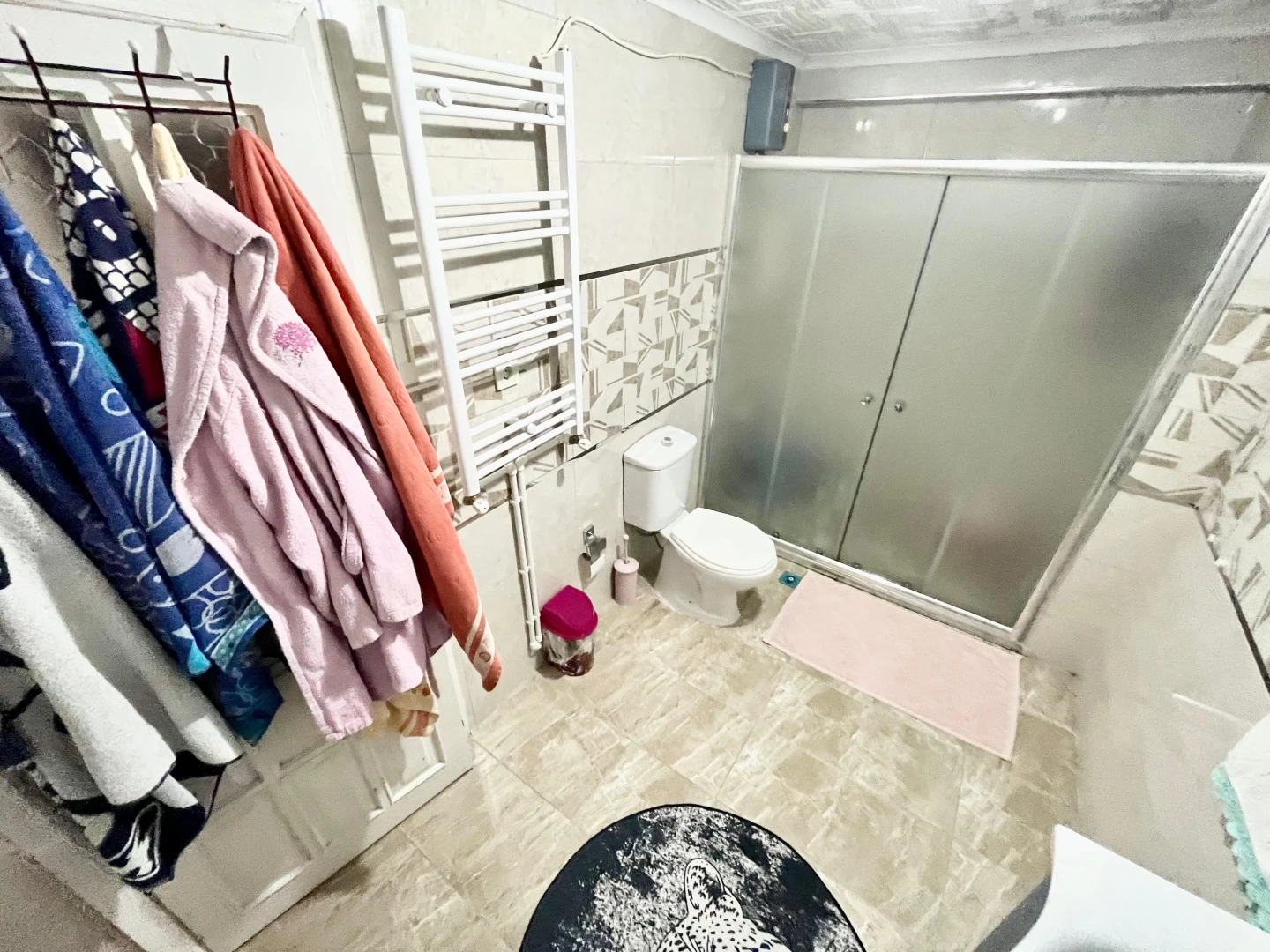 YÜKSEL'DEN AKÇAY'DA ÖN CEPHE 3+1 ARAKAT FIRSAT SATILIK DAİRE