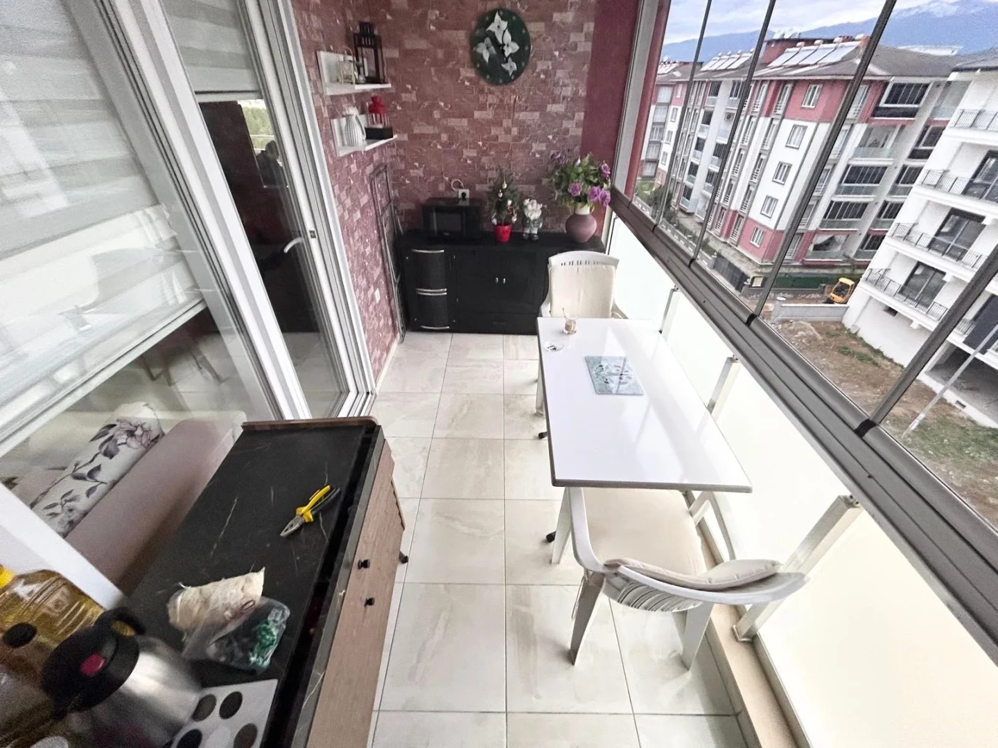 YETKİSİ YÜKSELDEN MERKEZİ KONUMDA CAM BALKONLU DOĞALGAZLI 3+1 SATILIK DAİRE