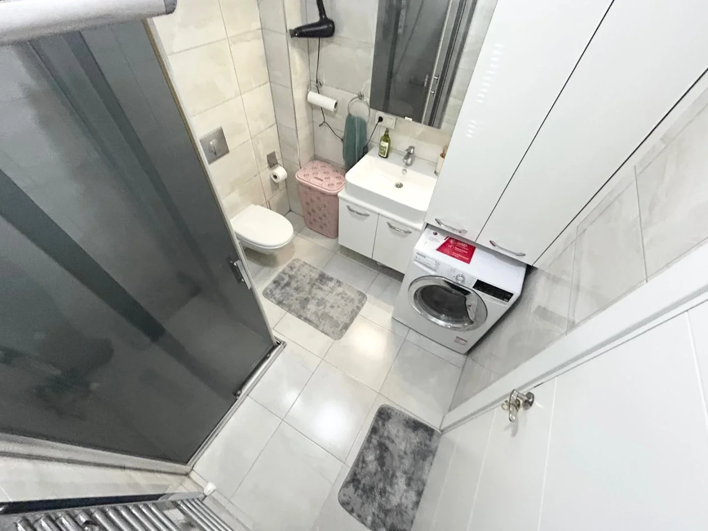 YETKİSİ YÜKSELDEN MERKEZİ KONUMDA CAM BALKONLU DOĞALGAZLI 3+1 SATILIK DAİRE