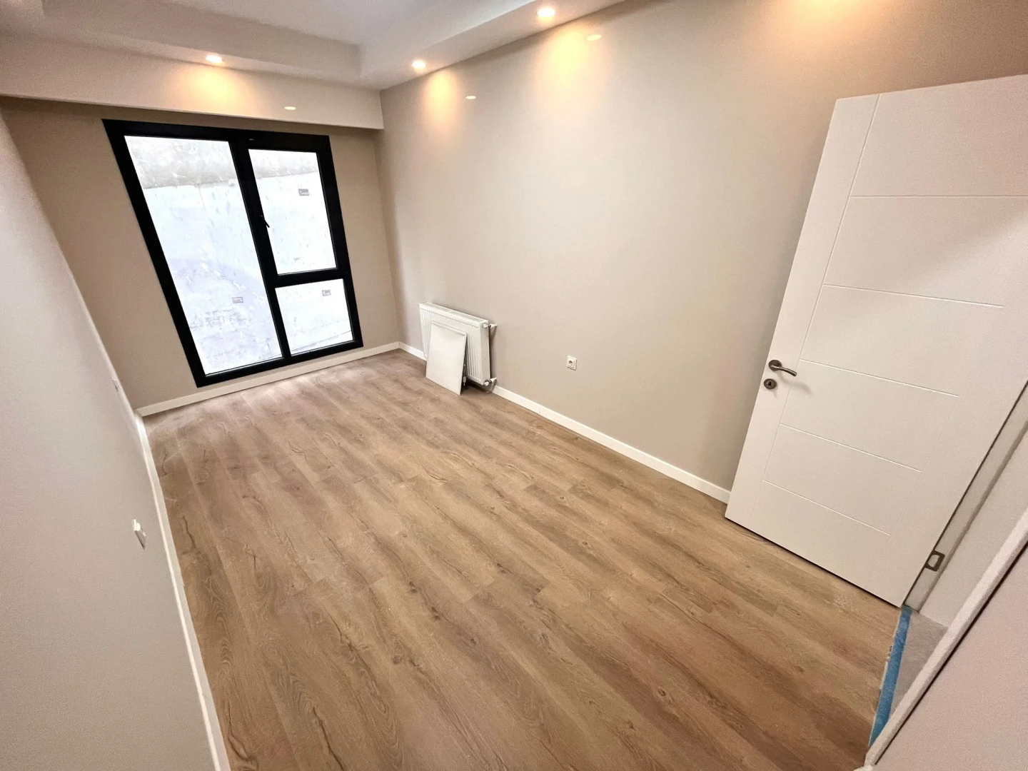 YÜKSEL'DEN MERKEZ'DE 2+1 FIRSAT SATILIK DAİRE: İSTER OTURUM,İSTER OFİS