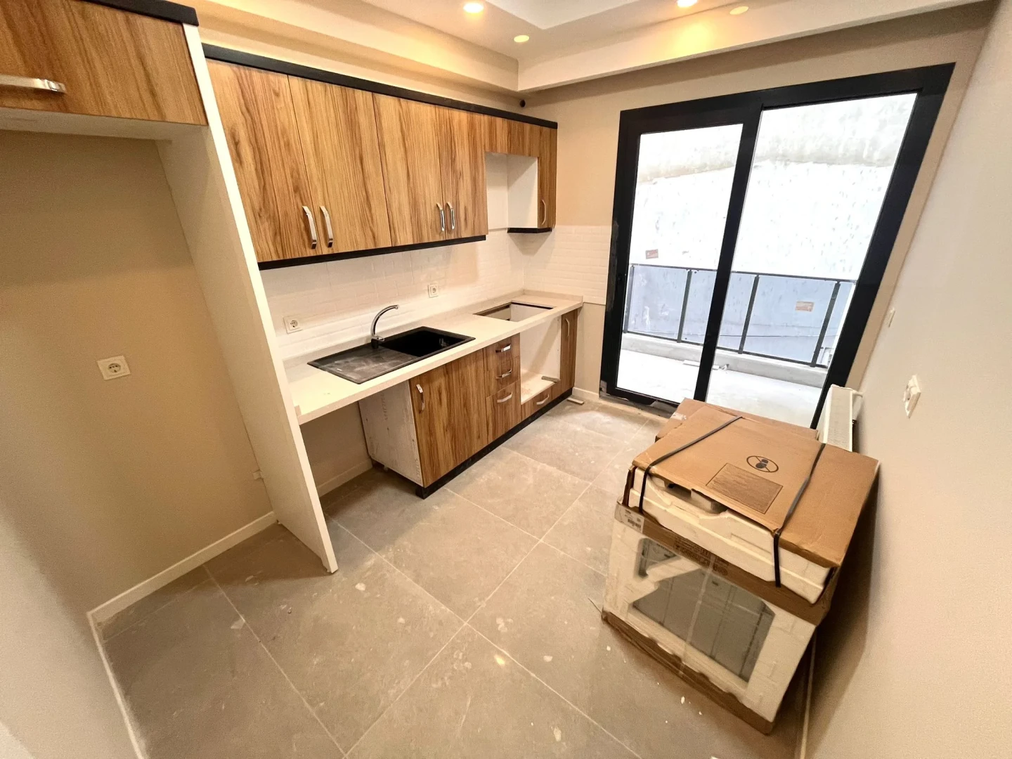 YÜKSEL'DEN MERKEZ'DE 2+1 FIRSAT SATILIK DAİRE: İSTER OTURUM,İSTER OFİS