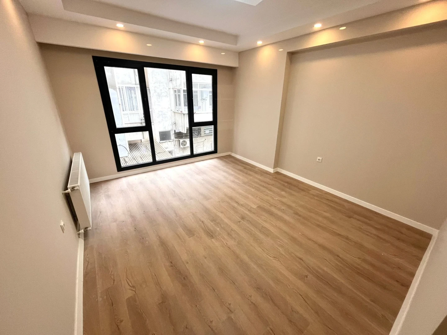 YÜKSEL'DEN MERKEZ'DE 2+1 FIRSAT SATILIK DAİRE: İSTER OTURUM,İSTER OFİS