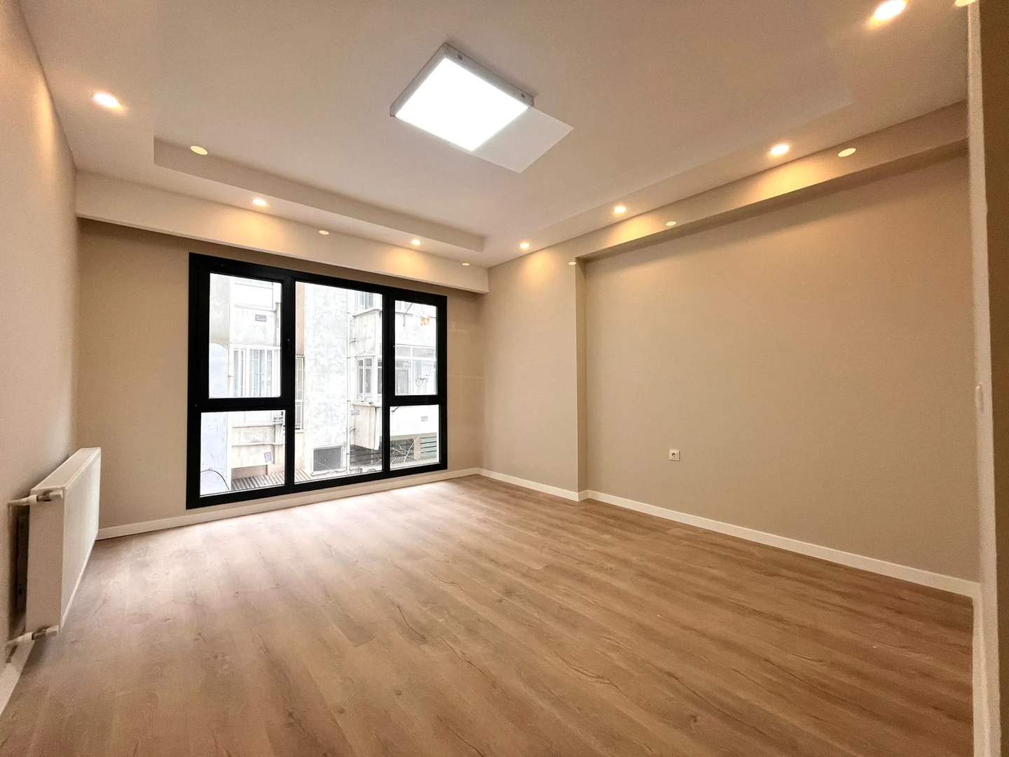 YÜKSEL'DEN MERKEZ'DE 2+1 FIRSAT SATILIK DAİRE: İSTER OTURUM,İSTER OFİS