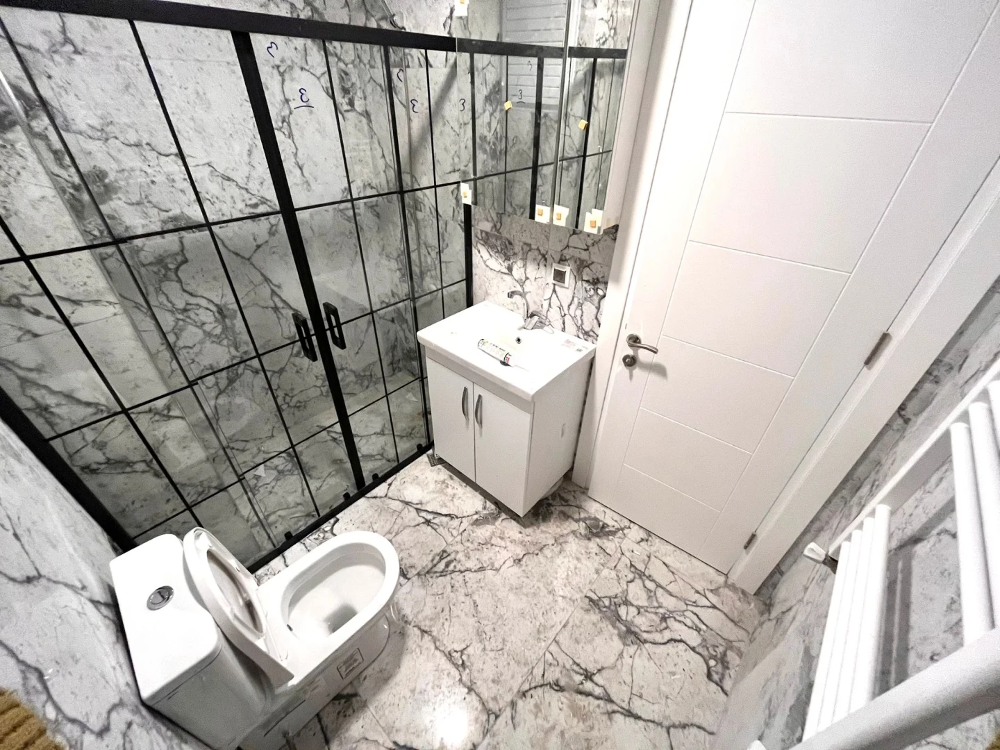 YÜKSEL'DEN MERKEZ'DE 2+1 FIRSAT SATILIK DAİRE: İSTER OTURUM,İSTER OFİS