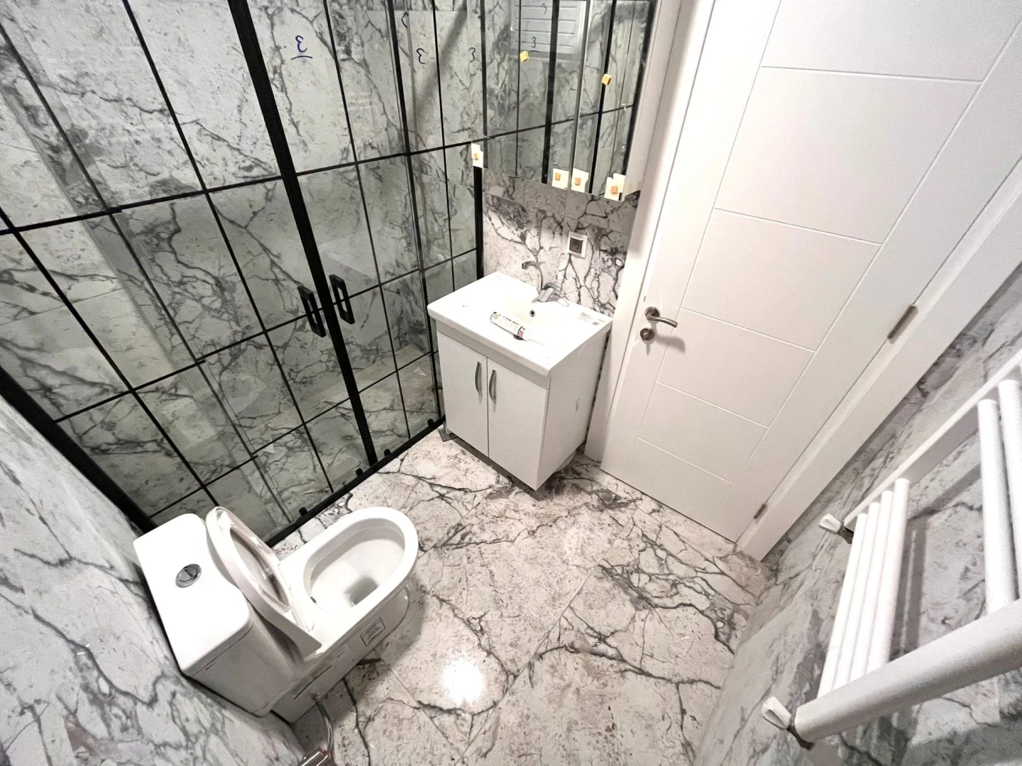 YÜKSEL'DEN MERKEZ'DE 2+1 FIRSAT SATILIK DAİRE: İSTER OTURUM,İSTER OFİS