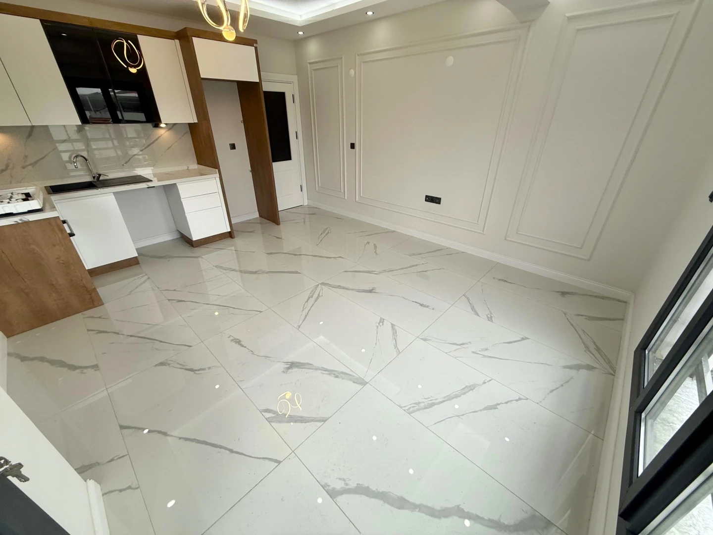 ツ YÜKSEL'DEN HUZURLA OTURACAĞINIZ DENİZE 50 M 2+1 SIFIR DAİRE ツ