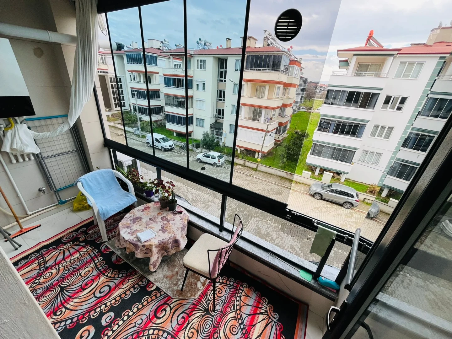 YÜKSELDEN "ÖN CEPHE ARA KAT" FULL EŞYALI KOMBİLİ LÜX 1+1 DAİRE