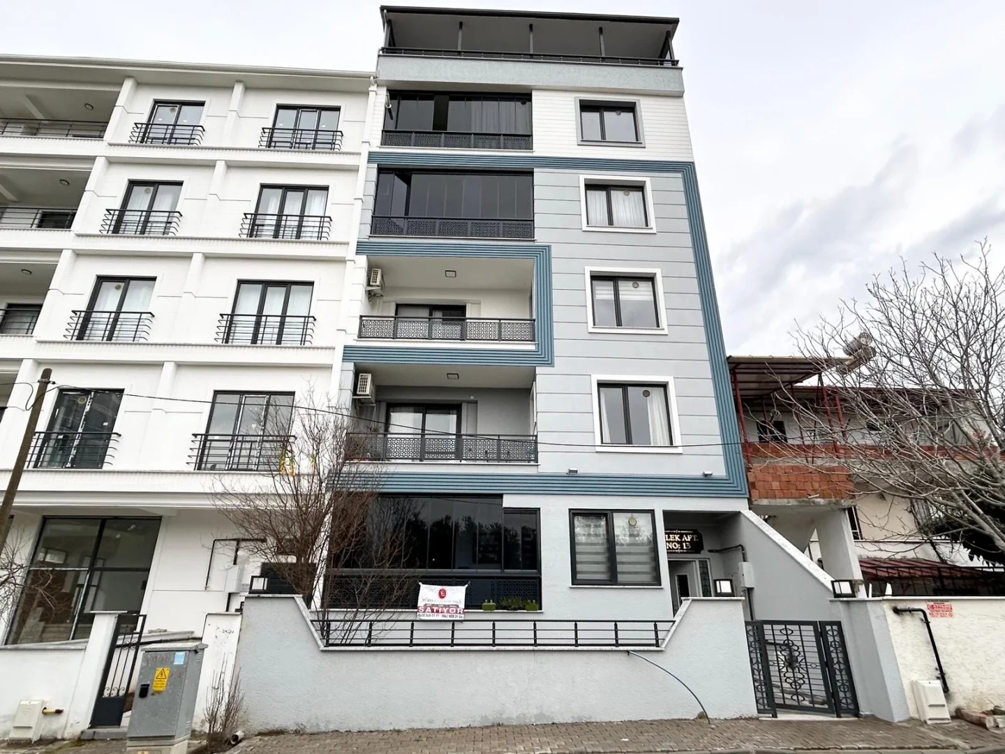 彡YETKİSİ YÜKSEL'DEN KADIKÖYDE KAPALI MUTFAK 2+1 LÜX DAİRE彡