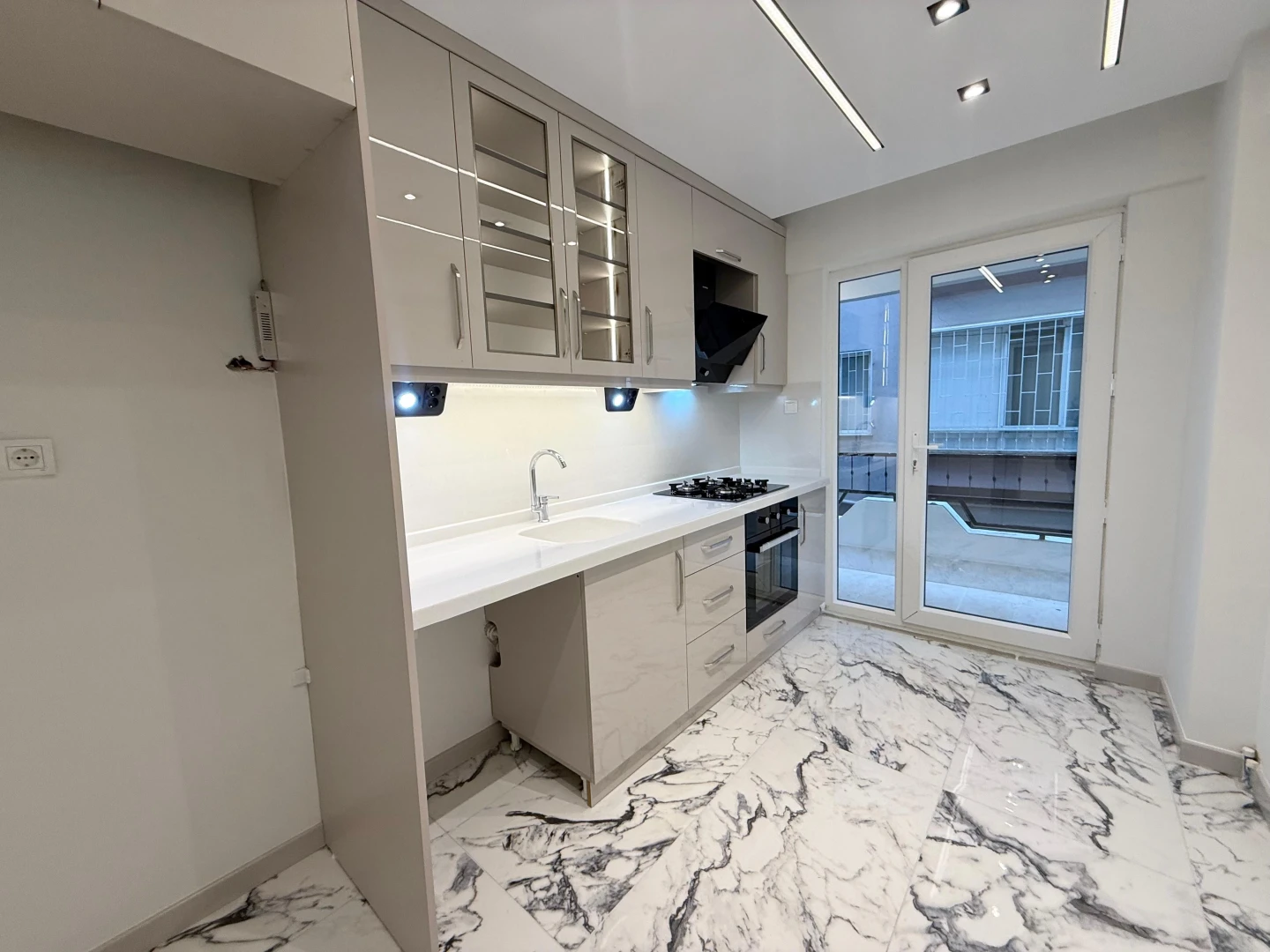 YÜKSEL'DEN İKİZÇAY'DA ULTRA LUX ÖNCEPHE AYRI MUTFAKLI 3+1 DAİRE