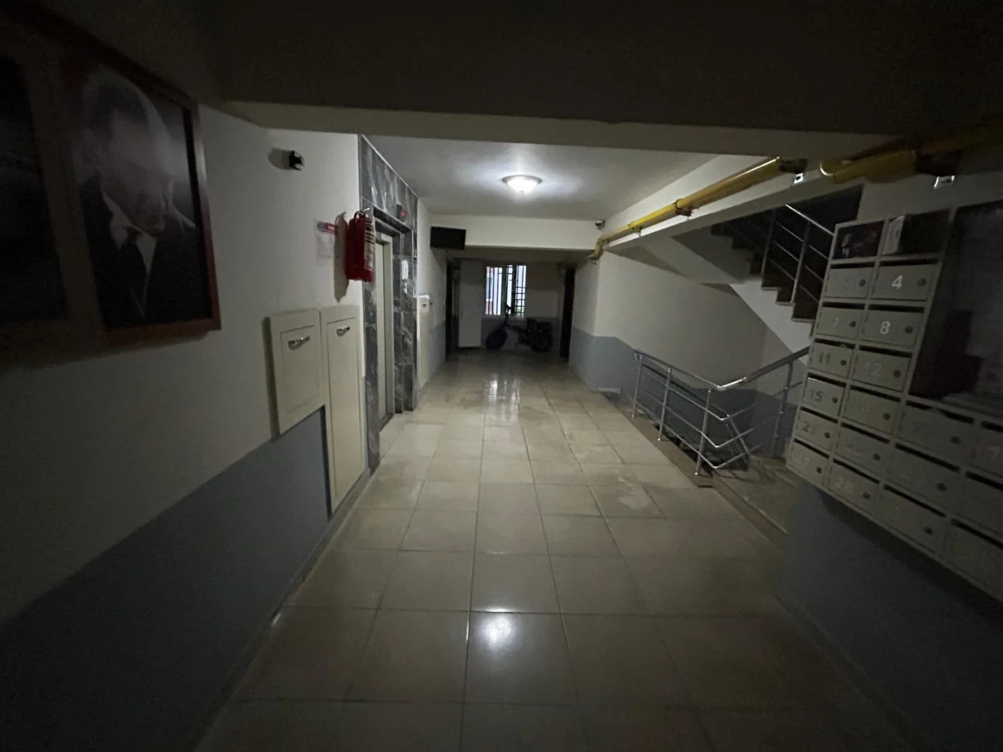 彡YETKİSİ YÜKSELDEN KADIKÖYDE SİTE İÇİNDE D.GAZLI 3+1 GENİŞ DAİRE