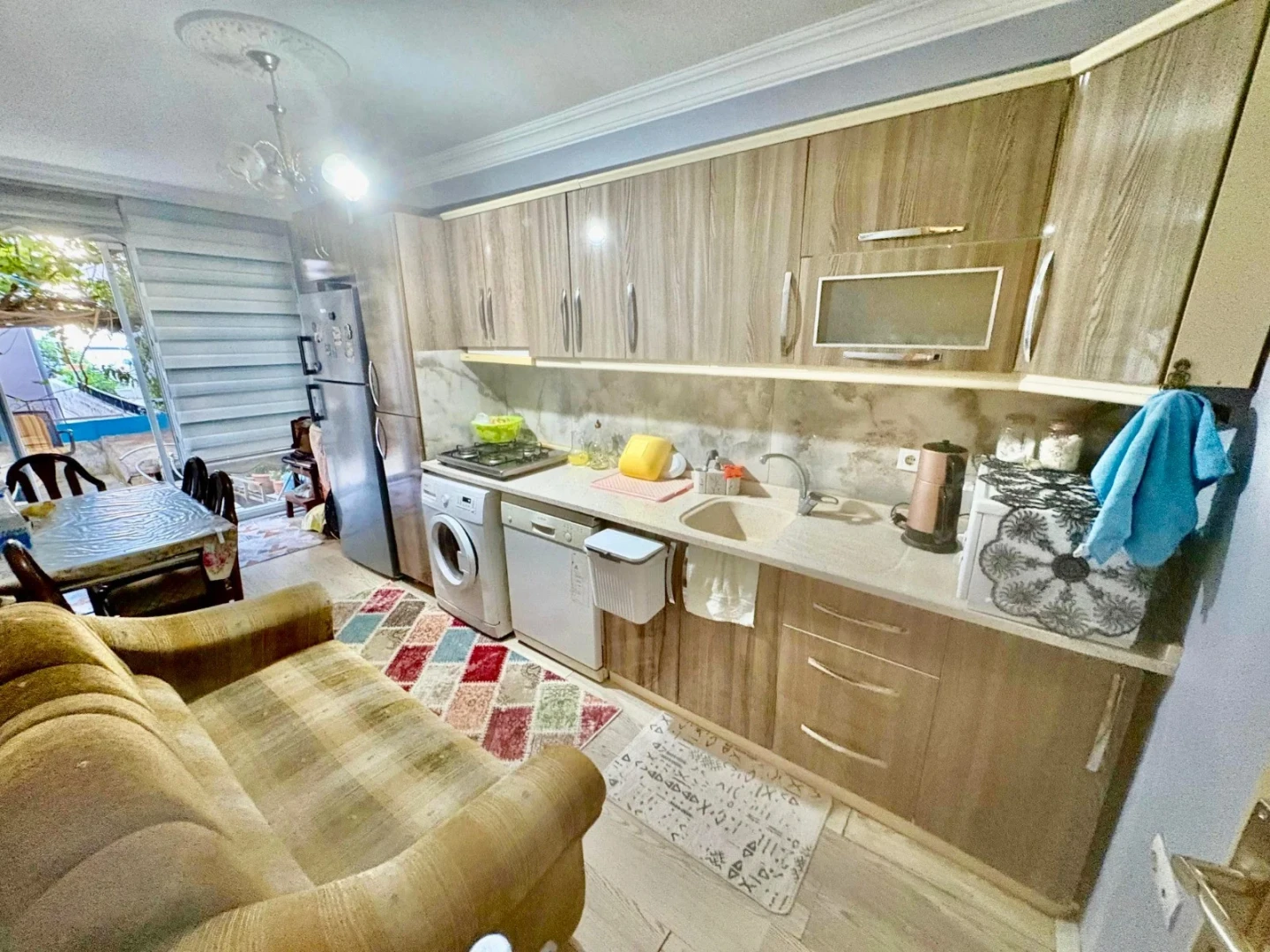 YÜKSEL'DEN AKÇAY'DA ÖN CEPHE BAHÇELİ KAÇMAZ FIRSAT 1+1 DAİRE