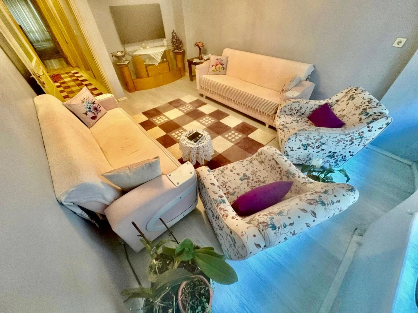 YÜKSEL'DEN AKÇAY'DA ÖN CEPHE BAHÇELİ KAÇMAZ FIRSAT 1+1 DAİRE