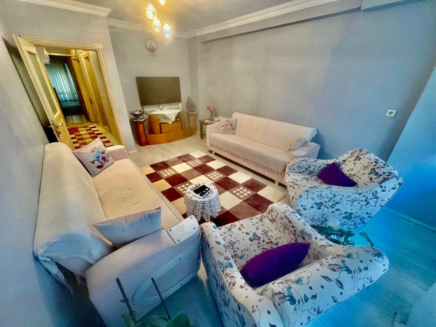 YÜKSEL'DEN AKÇAY'DA ÖN CEPHE BAHÇELİ KAÇMAZ FIRSAT 1+1 DAİRE